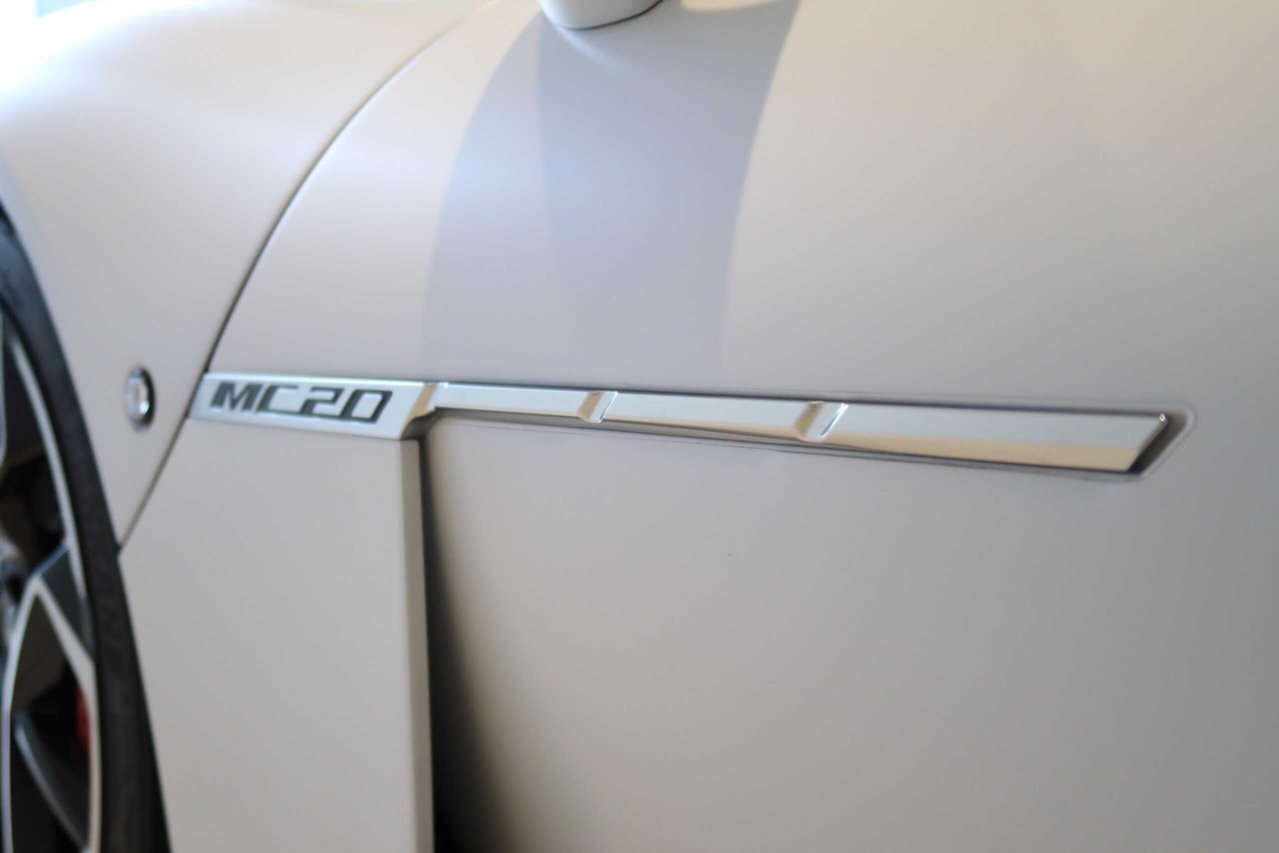 2022 Maserati MC20 — Photo 25 / 28