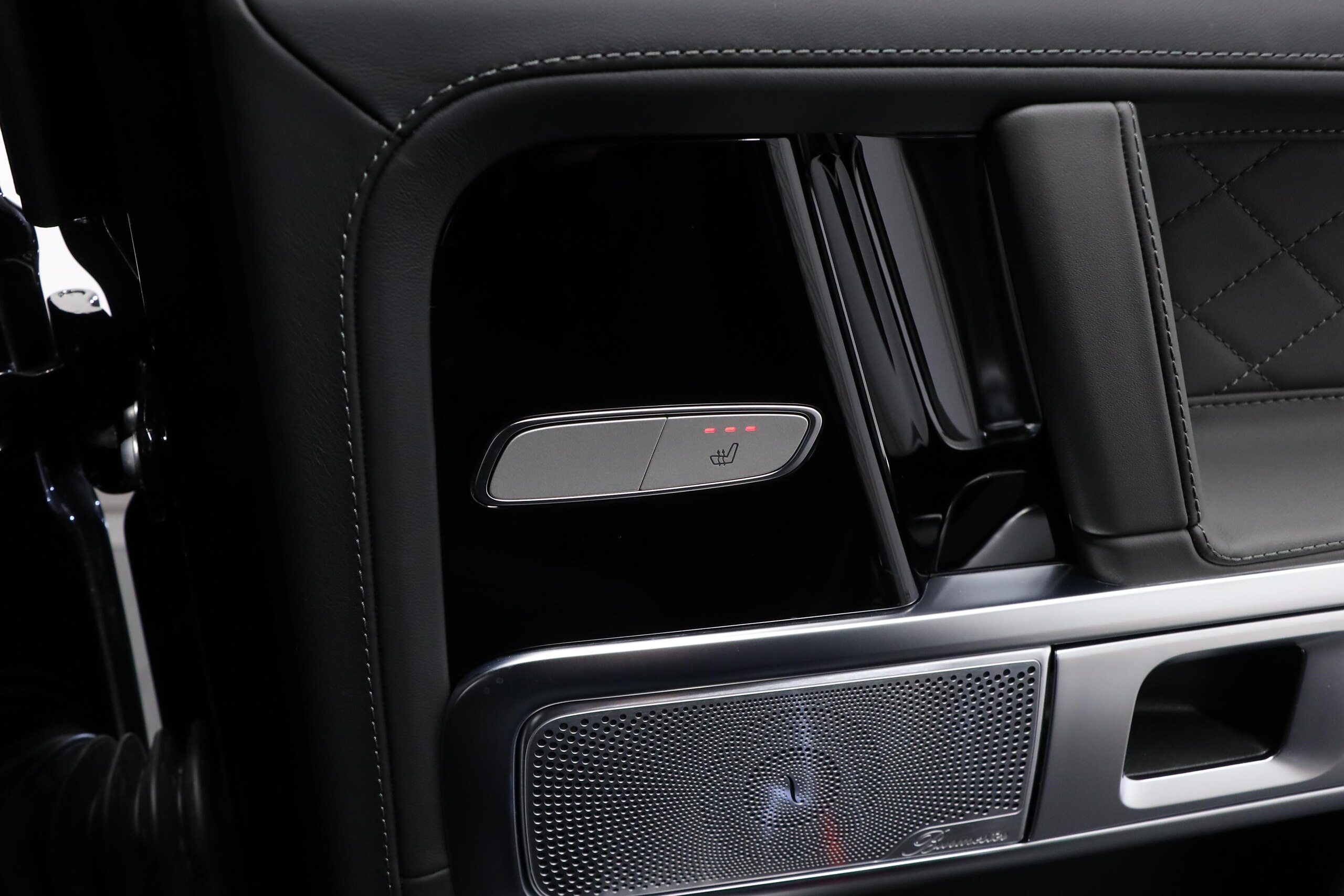 2024 Mercedes Benz G63 AMG — Photo 25 / 28