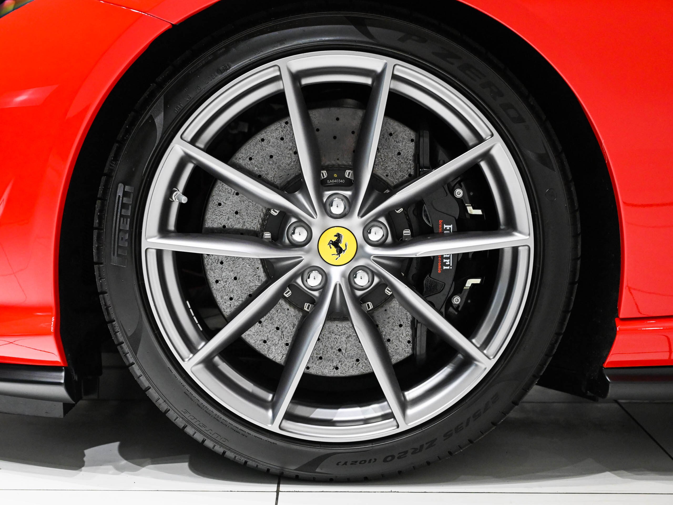 2022 Ferrari 812GTS — Photo 12 / 14