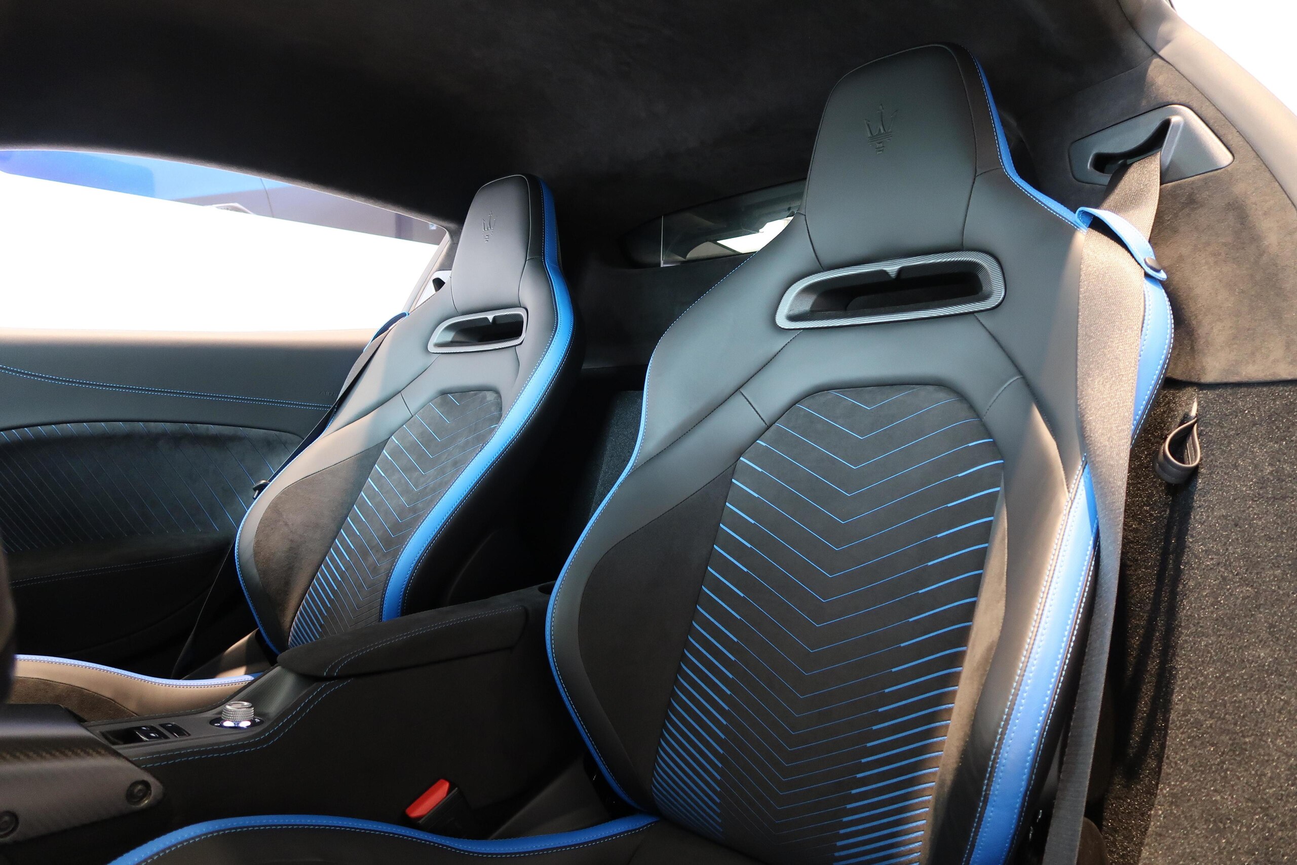 2023 Maserati MC20 — Photo 9 / 19