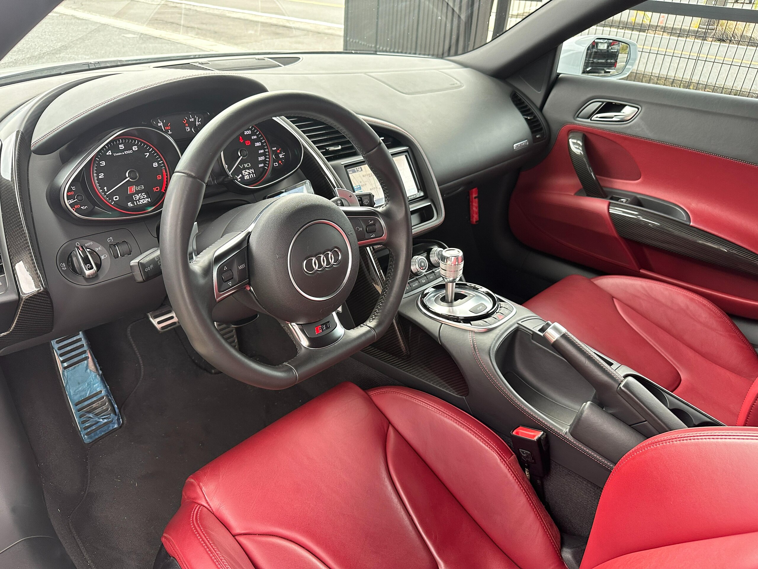 2013 Audi R8 5.2 FSI Quattro — Photo 8 / 23