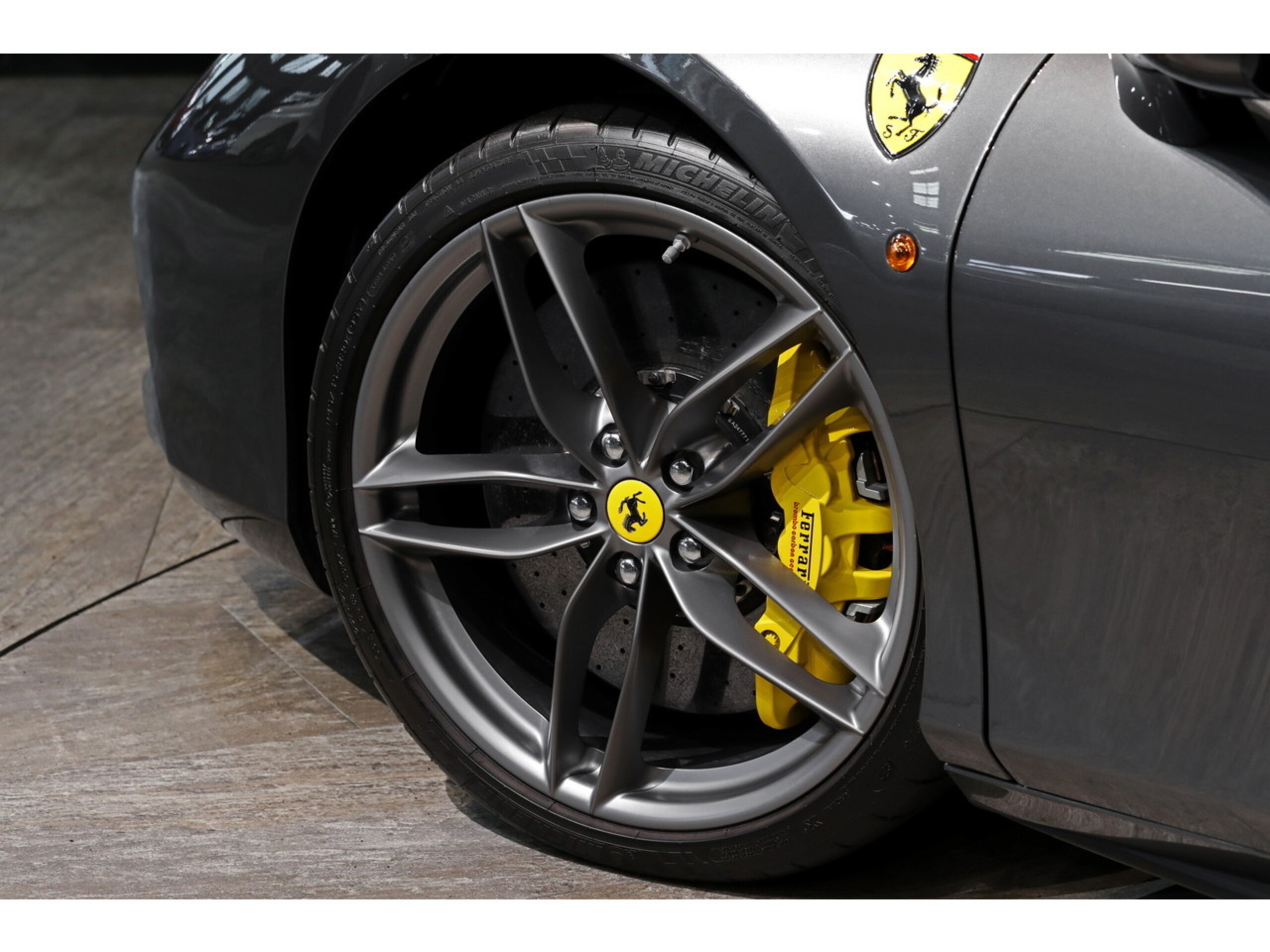 2018 Ferrari 488 Spider — Photo 39 / 65
