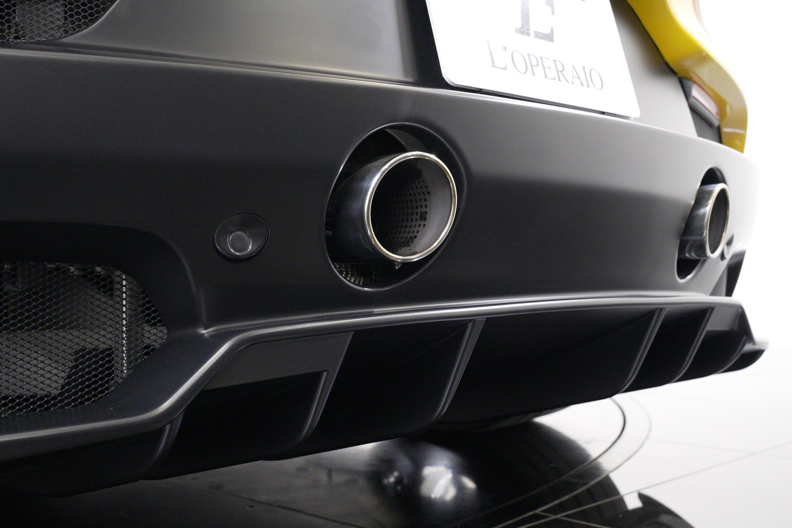 2022 Maserati MC20 — Photo 37 / 42