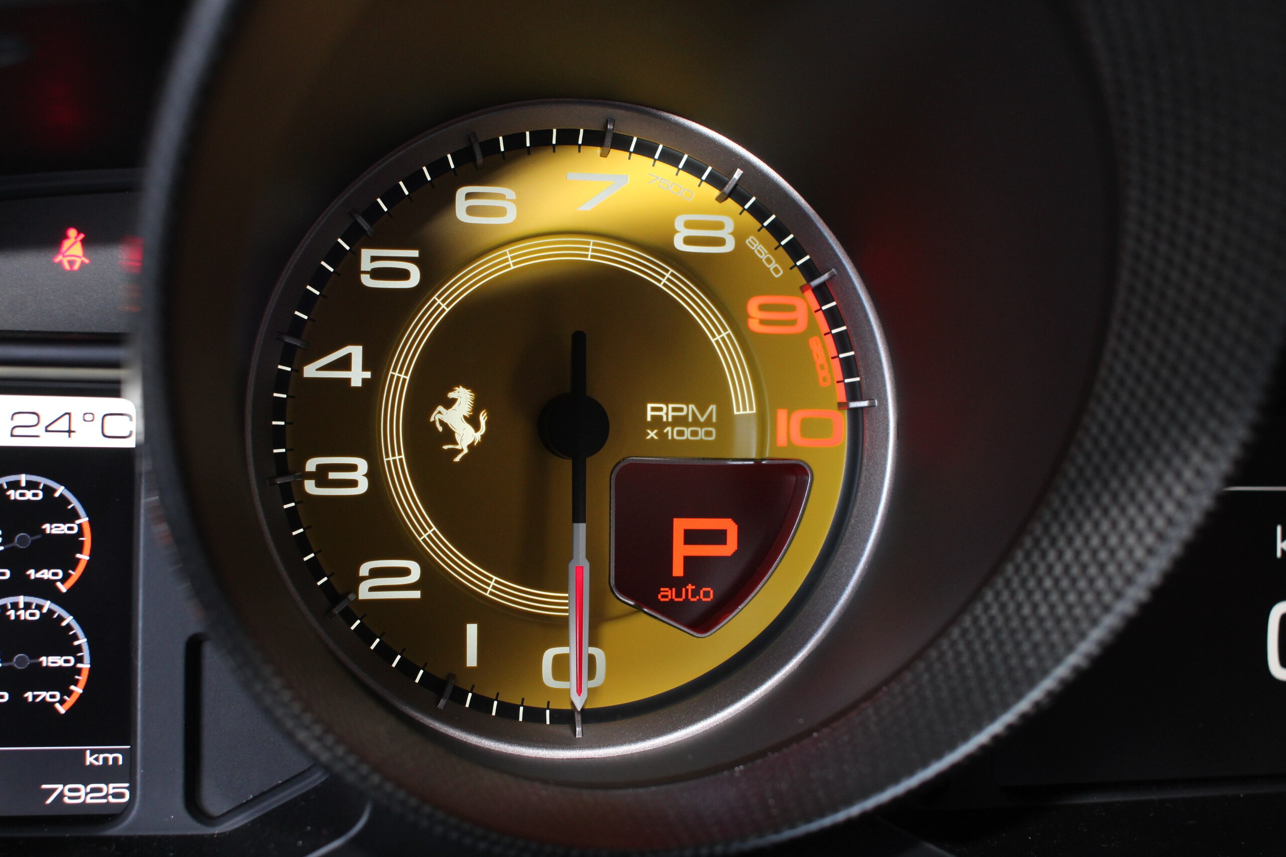 2014 Ferrari 458 Speciale — Photo 6 / 25