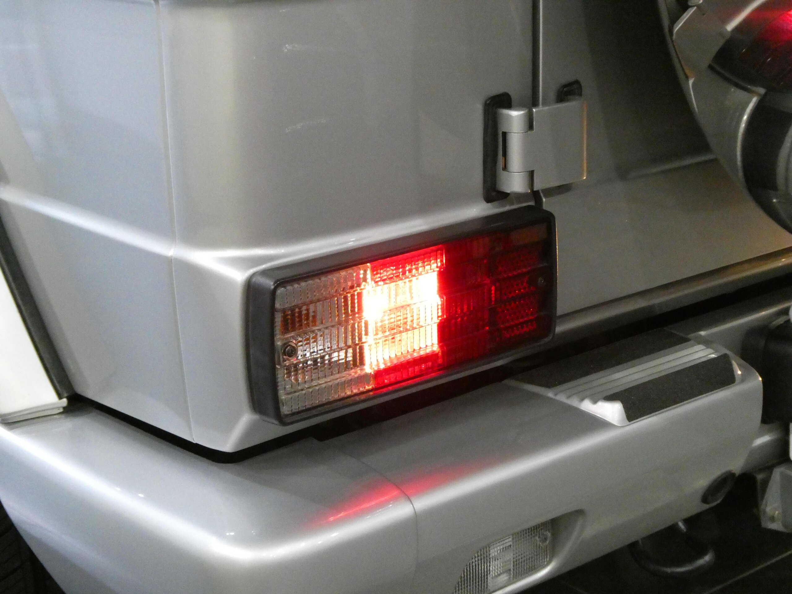2003 Mercedes Benz G320 — Photo 23 / 28