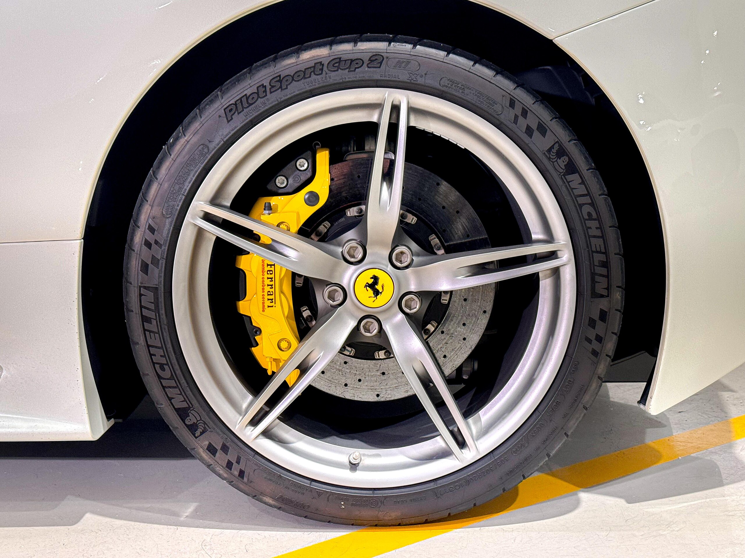2015 Ferrari 458 Speciale — Photo 14 / 16