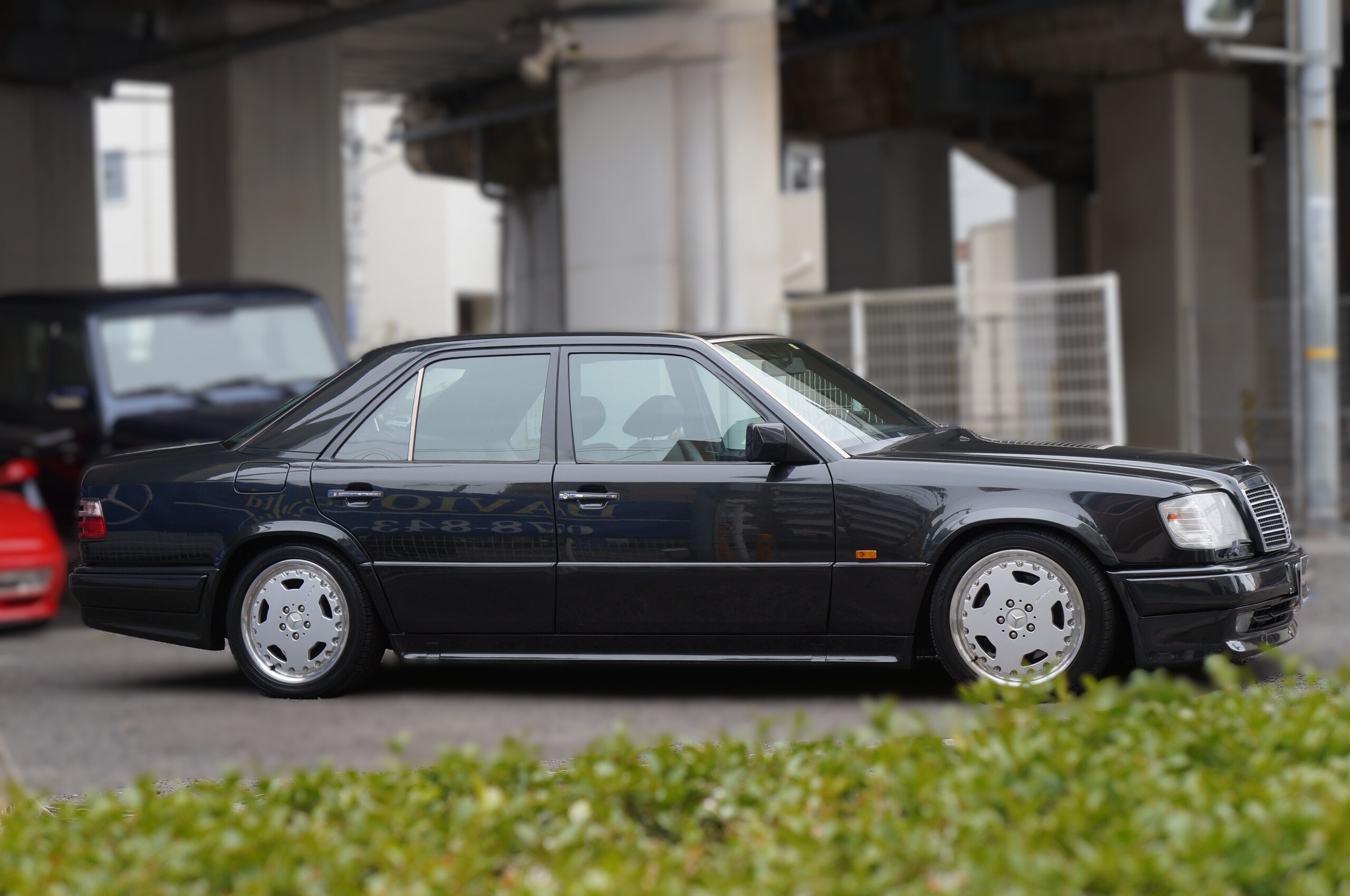 1994 Mercedes Benz E400 AMG — Photo 6 / 18