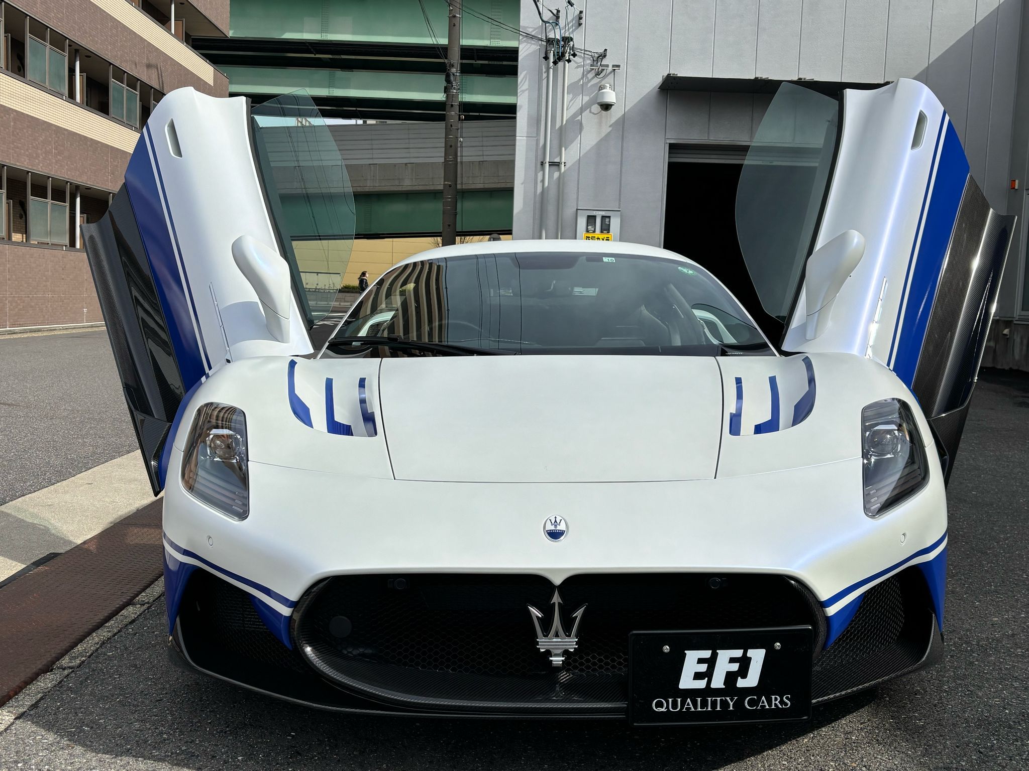 2022 Maserati MC20 ZAMBX24C000397343 for sale in Japan