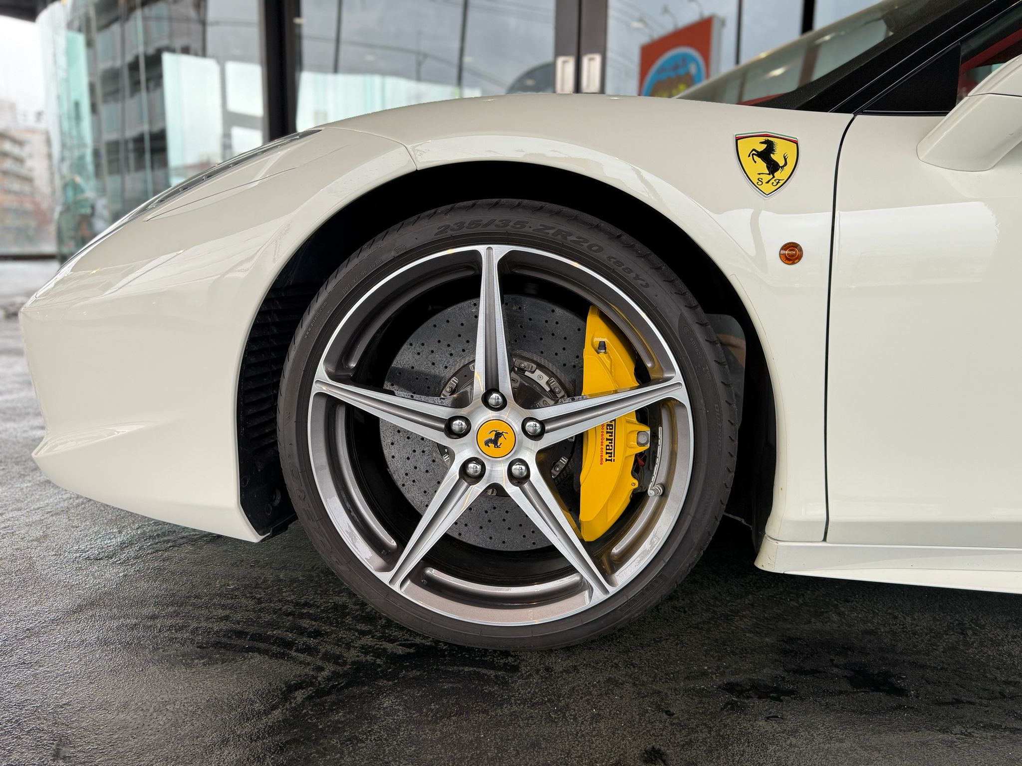 2011 Ferrari 458 Italia F1 DCT — Photo 7 / 10