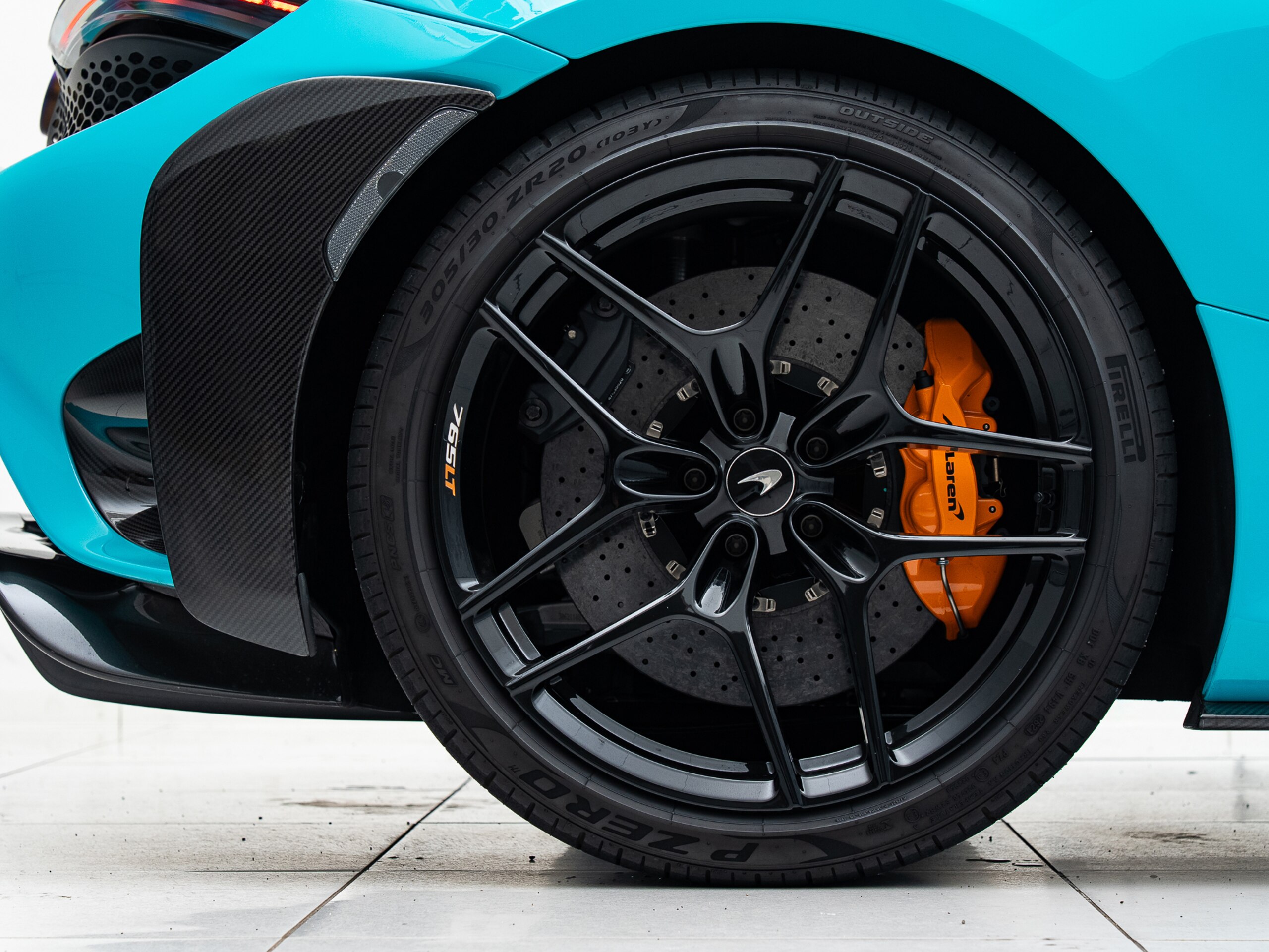 2022 McLaren 765LT Spider — Photo 53 / 59