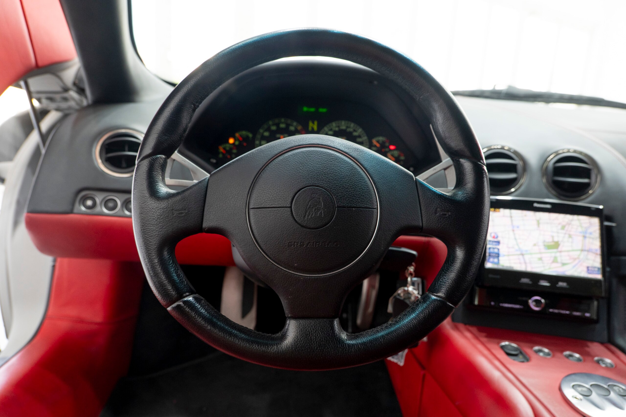 2005 Lamborghini Murcielago — Photo 12 / 25