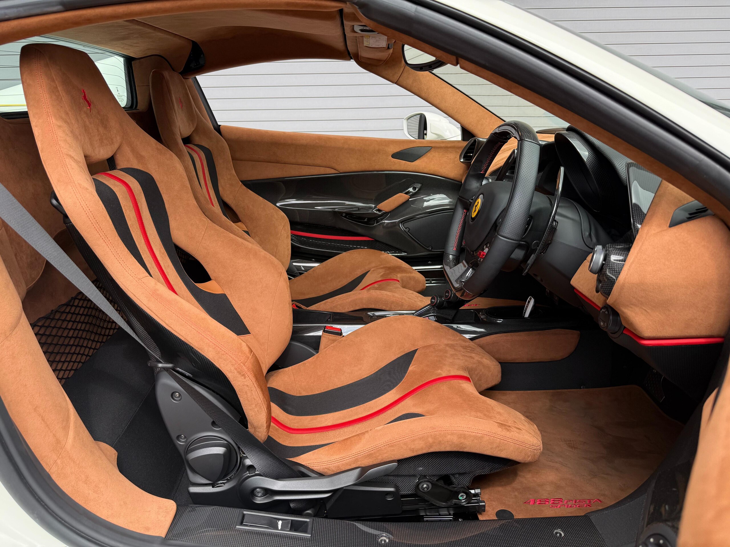 2020 Ferrari 488 Pista Spider — Photo 28 / 40