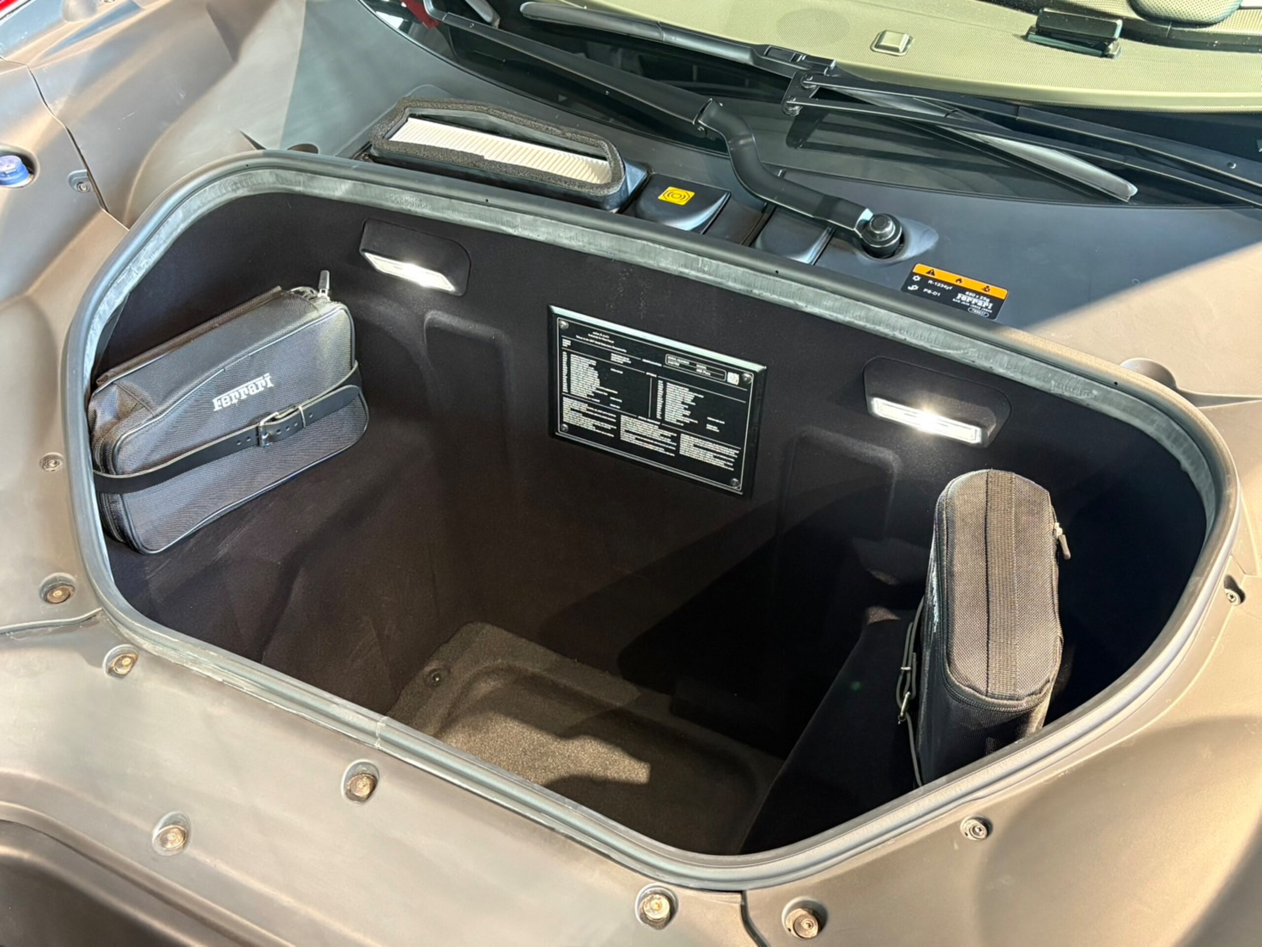 2019 Ferrari 488 Pista Piloti — Photo 16 / 17