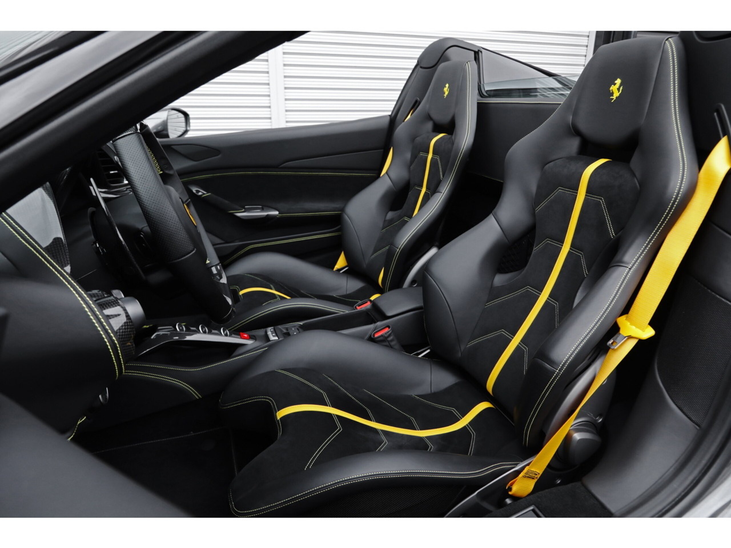 2018 Ferrari 488 Spider — Photo 7 / 65