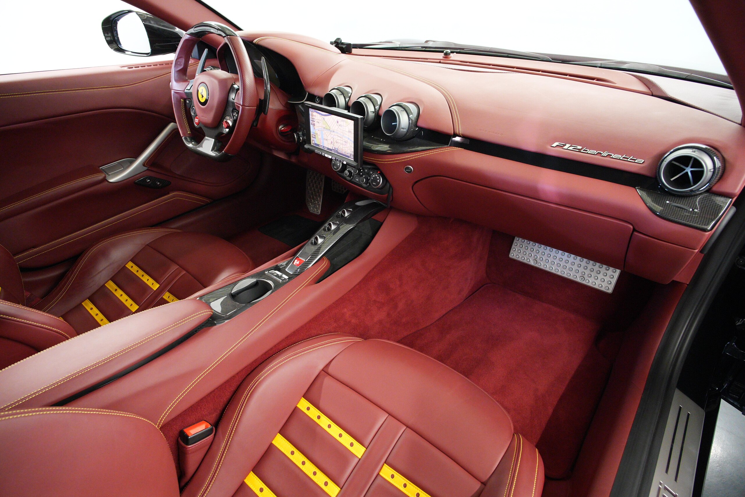 2013 Ferrari F12 Berlinetta — Photo 16 / 22