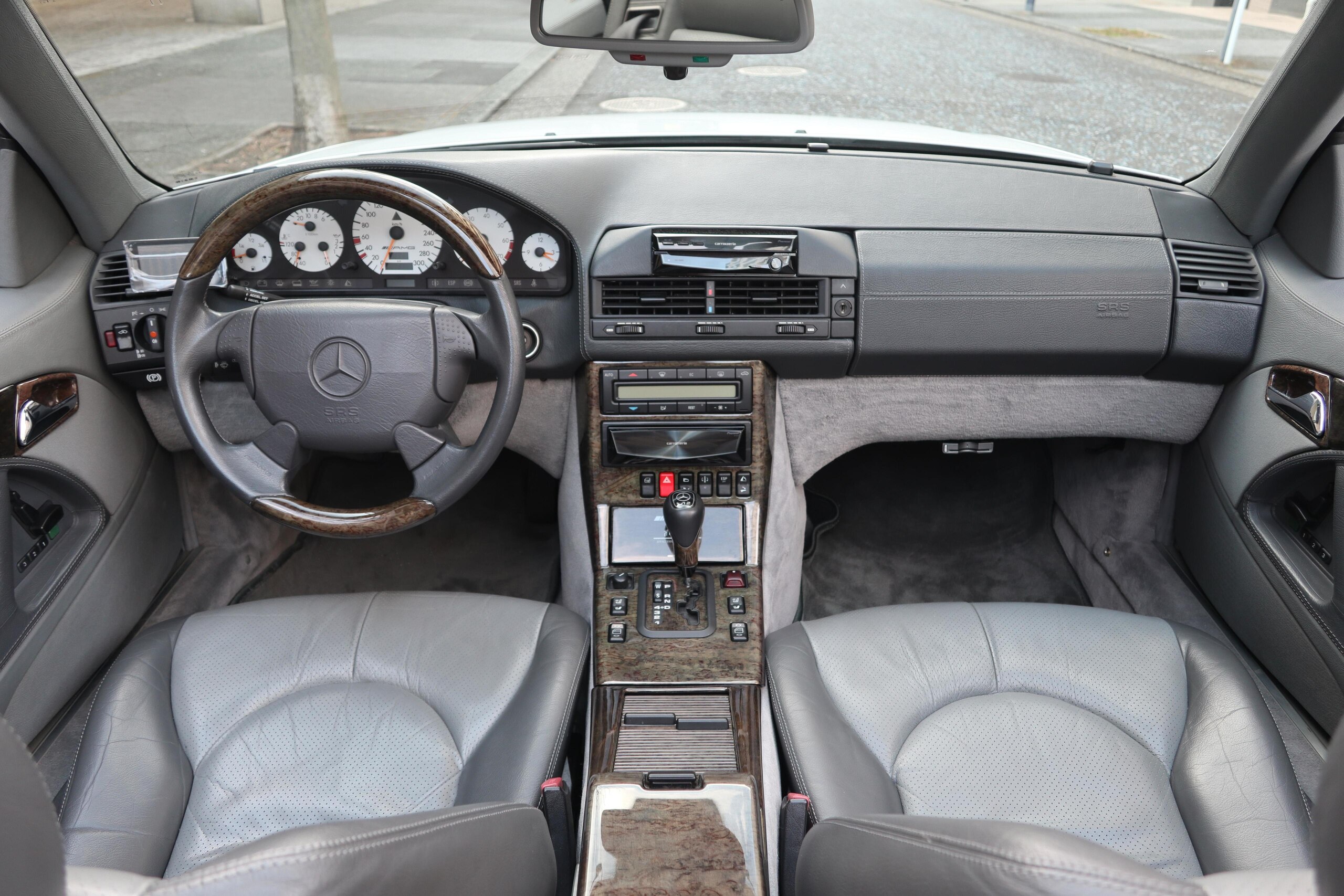 1996 Mercedes Benz SL60 AMG — Photo 8 / 24