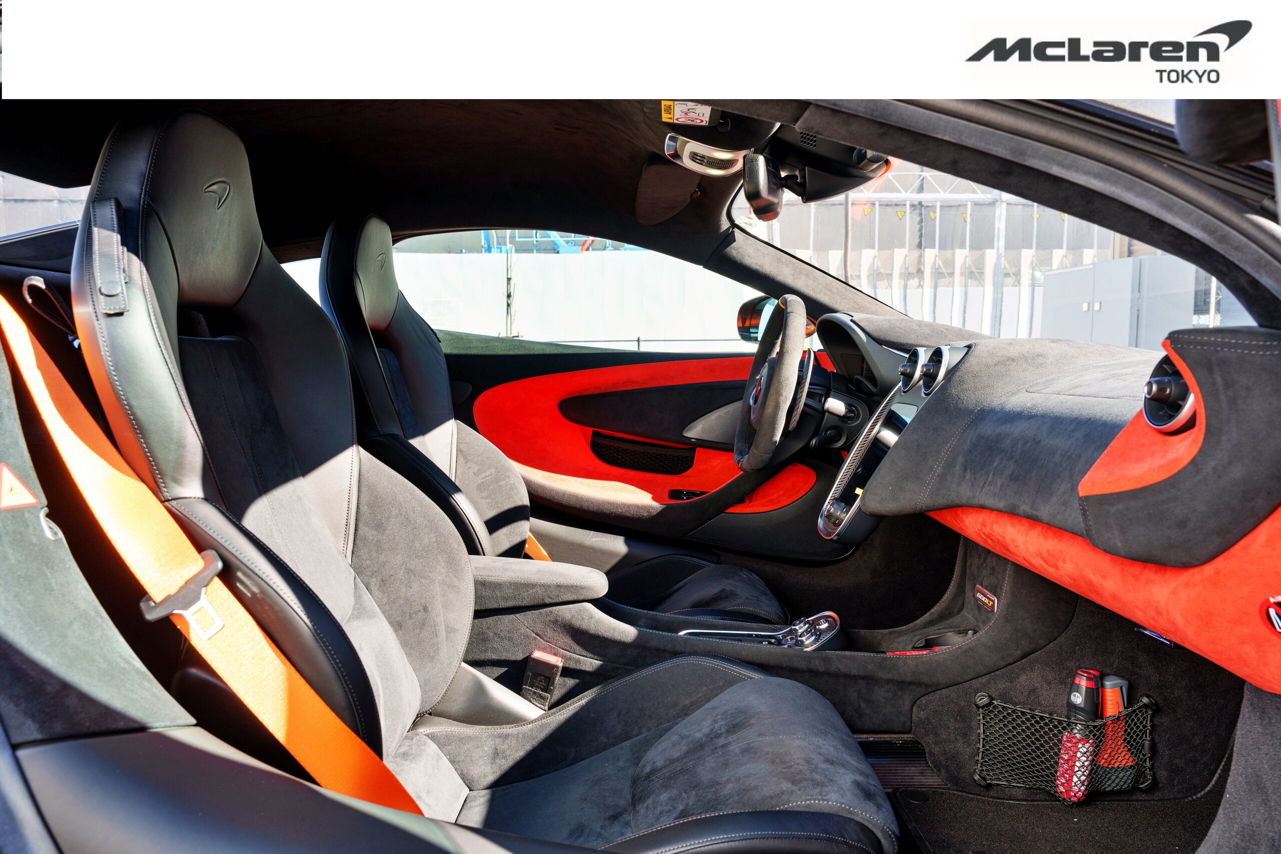 2019 McLaren 600LT — Photo 17 / 19