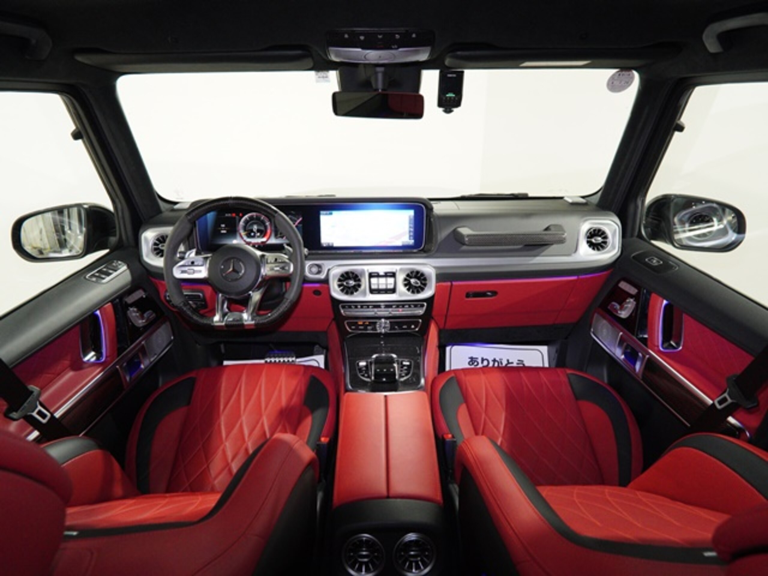 2019 Mercedes Benz G63 AMG — Photo 10 / 24