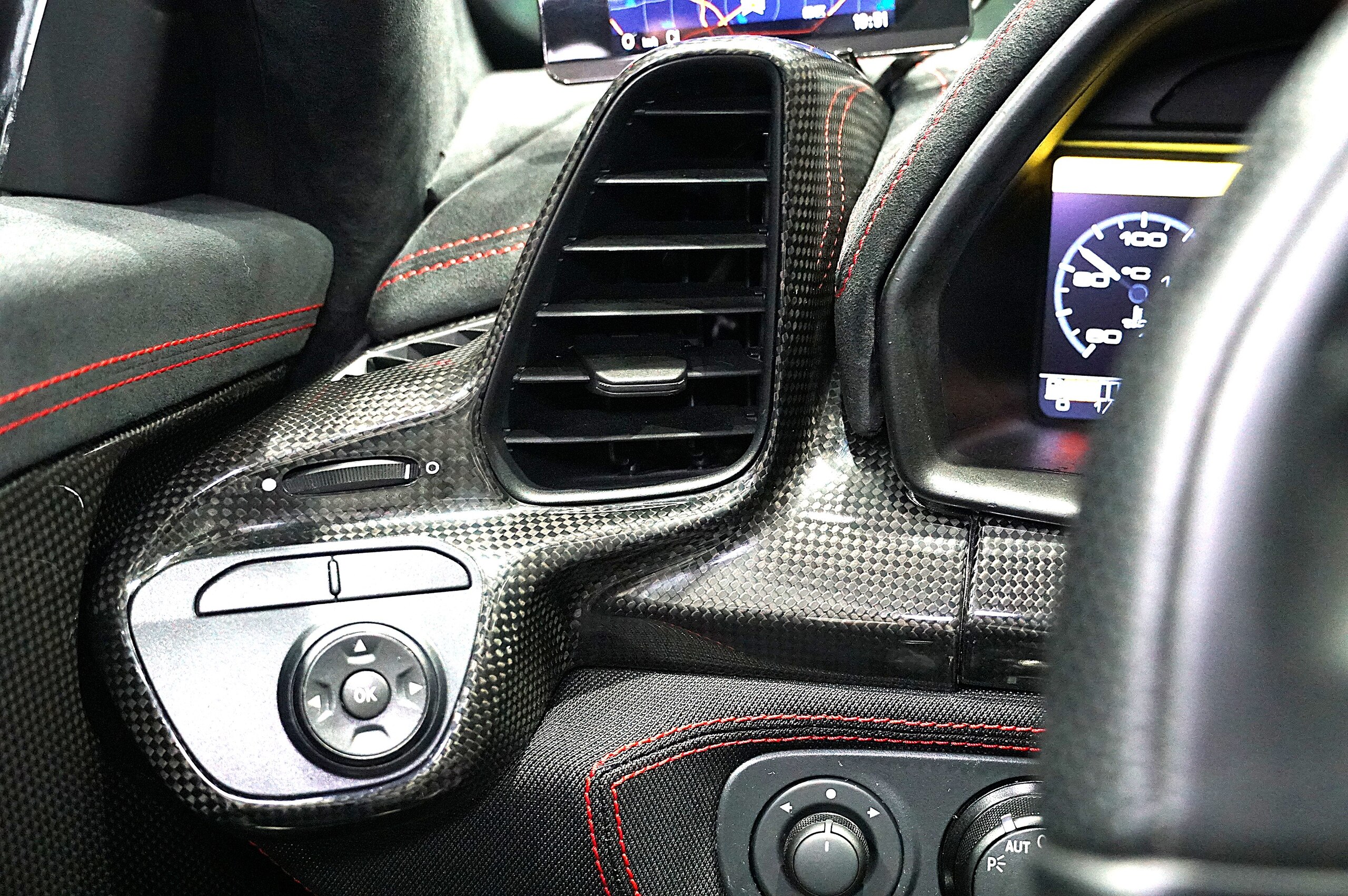 2015 Ferrari 458 Speciale — Photo 18 / 45
