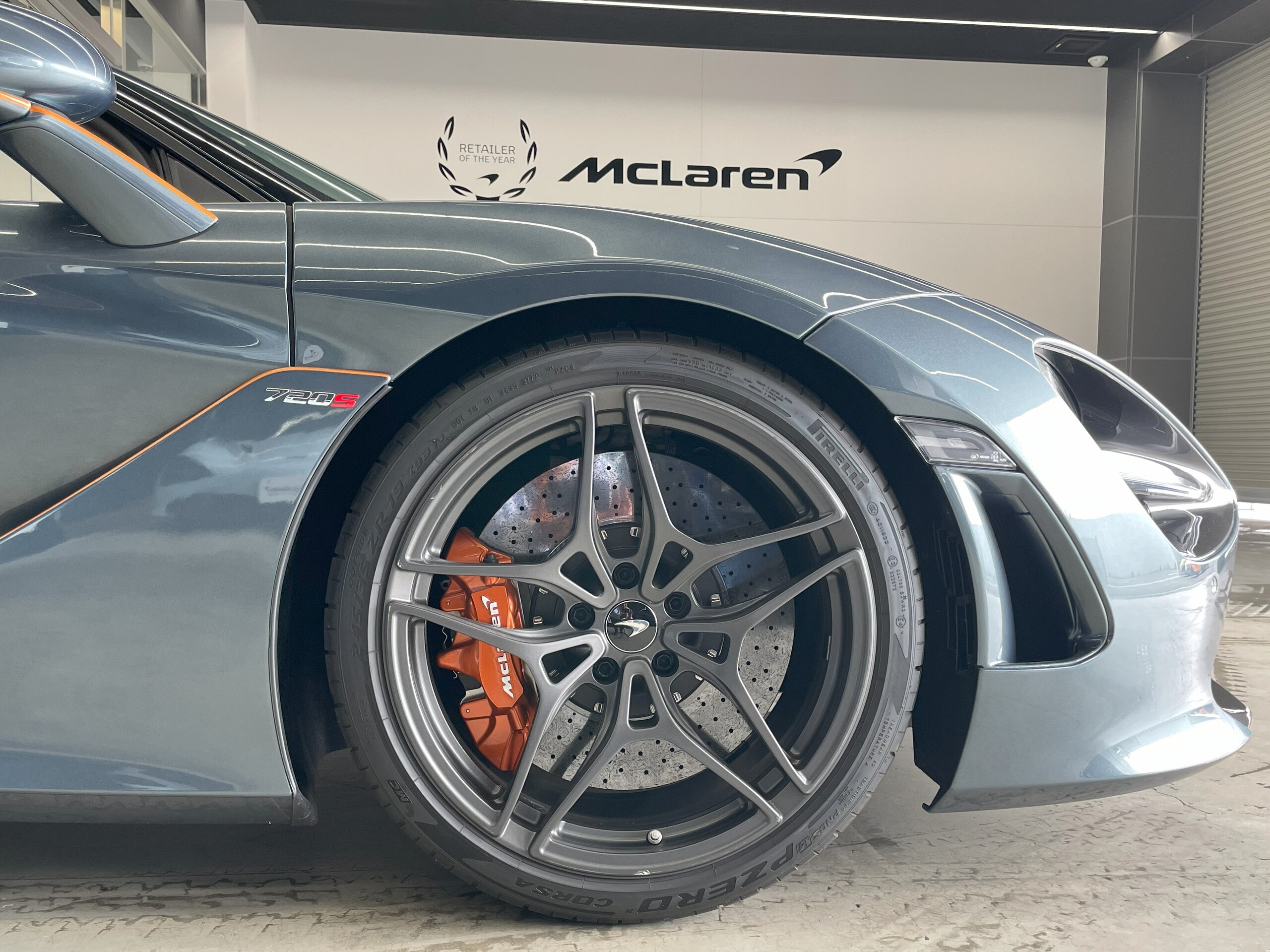 2019 McLaren 720S Spider — Photo 18 / 18