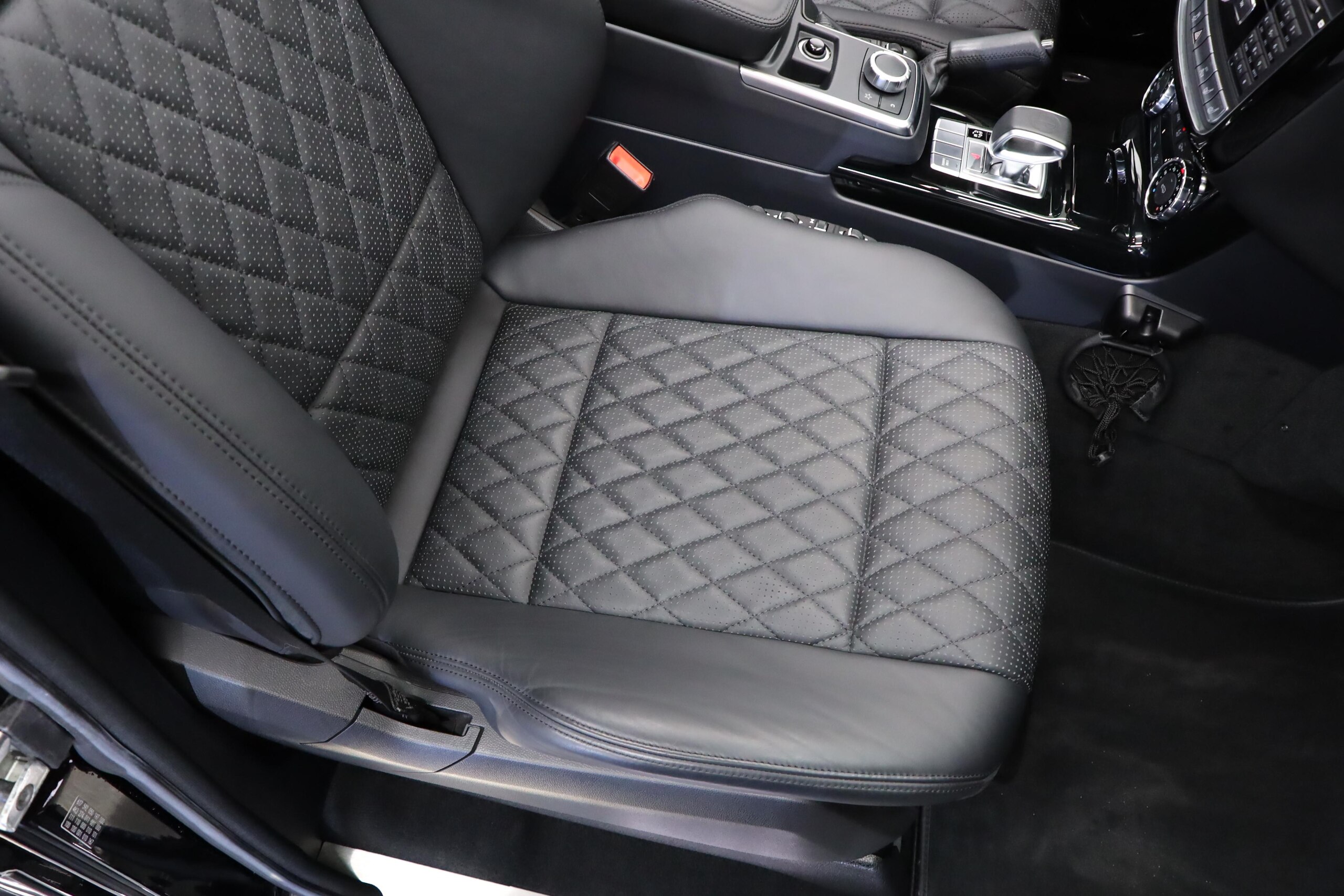 2012 Mercedes Benz G65 AMG — Photo 21 / 27