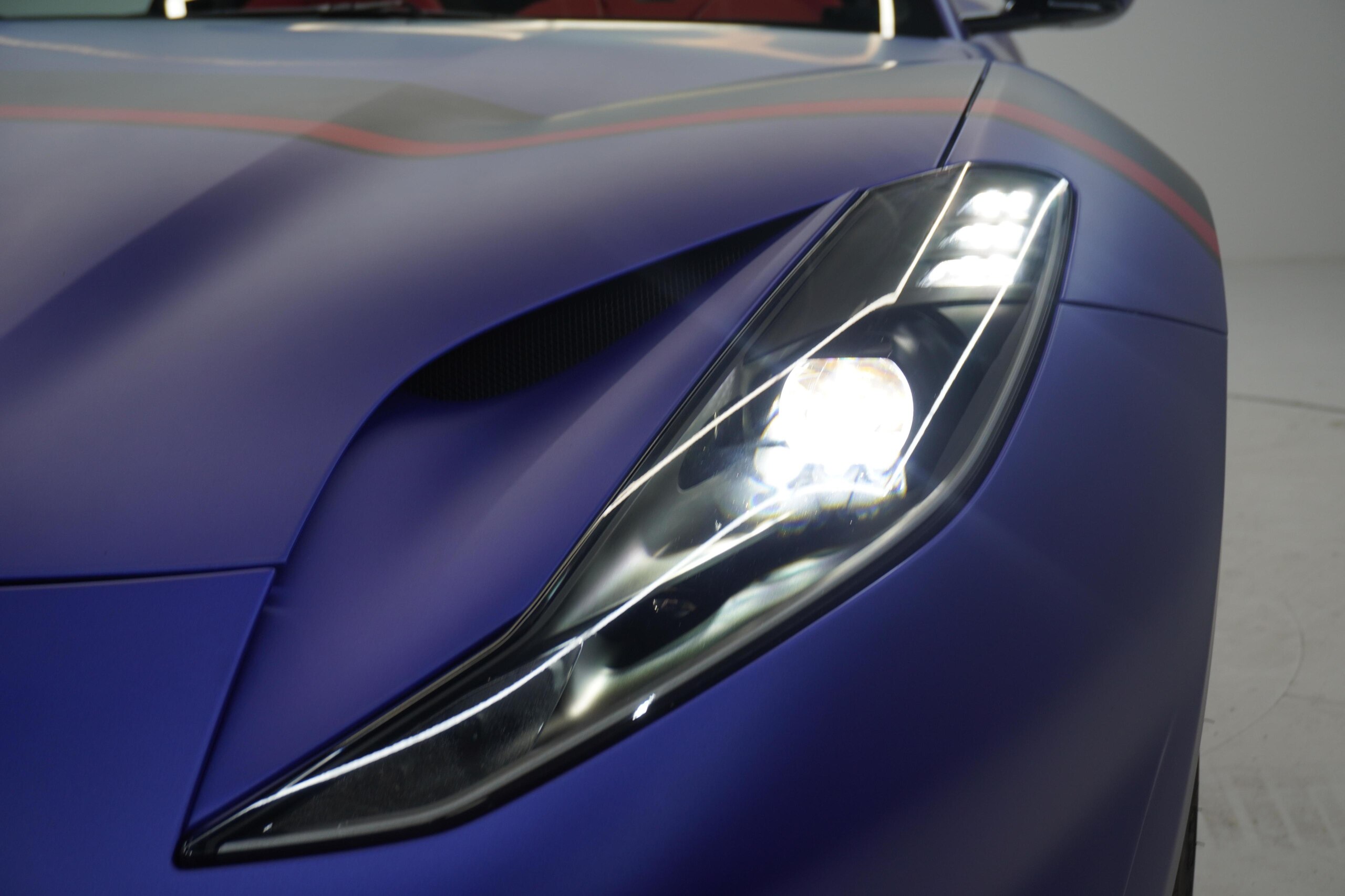 2021 Ferrari 812GTS — Photo 17 / 22