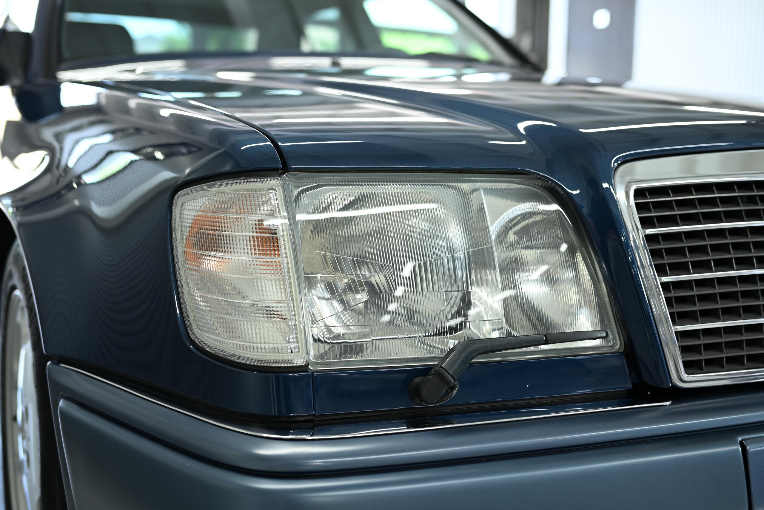 1994 Mercedes Benz E500 — Photo 14 / 74