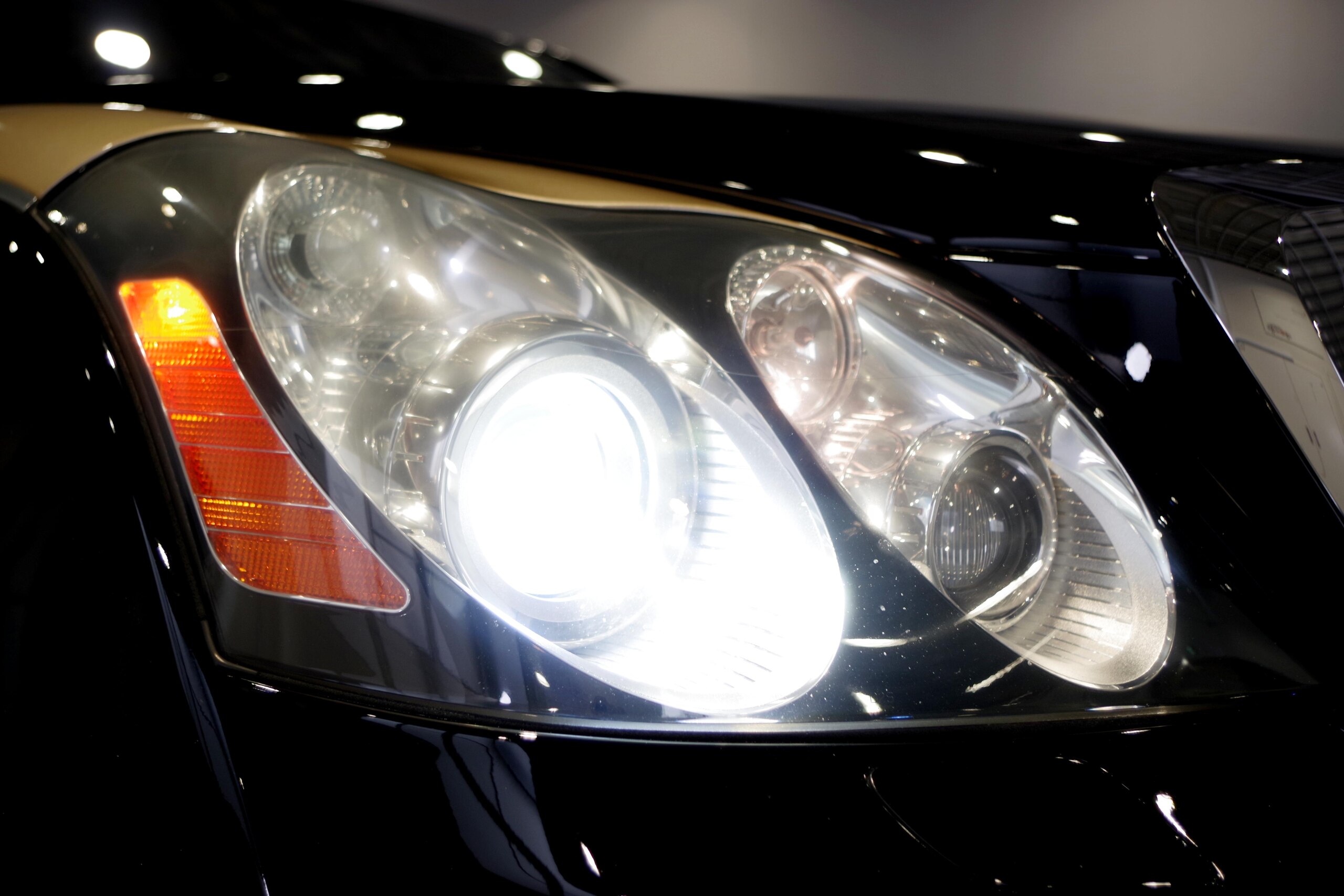 2006 Mercedes Benz Maybach 57S — Photo 16 / 19