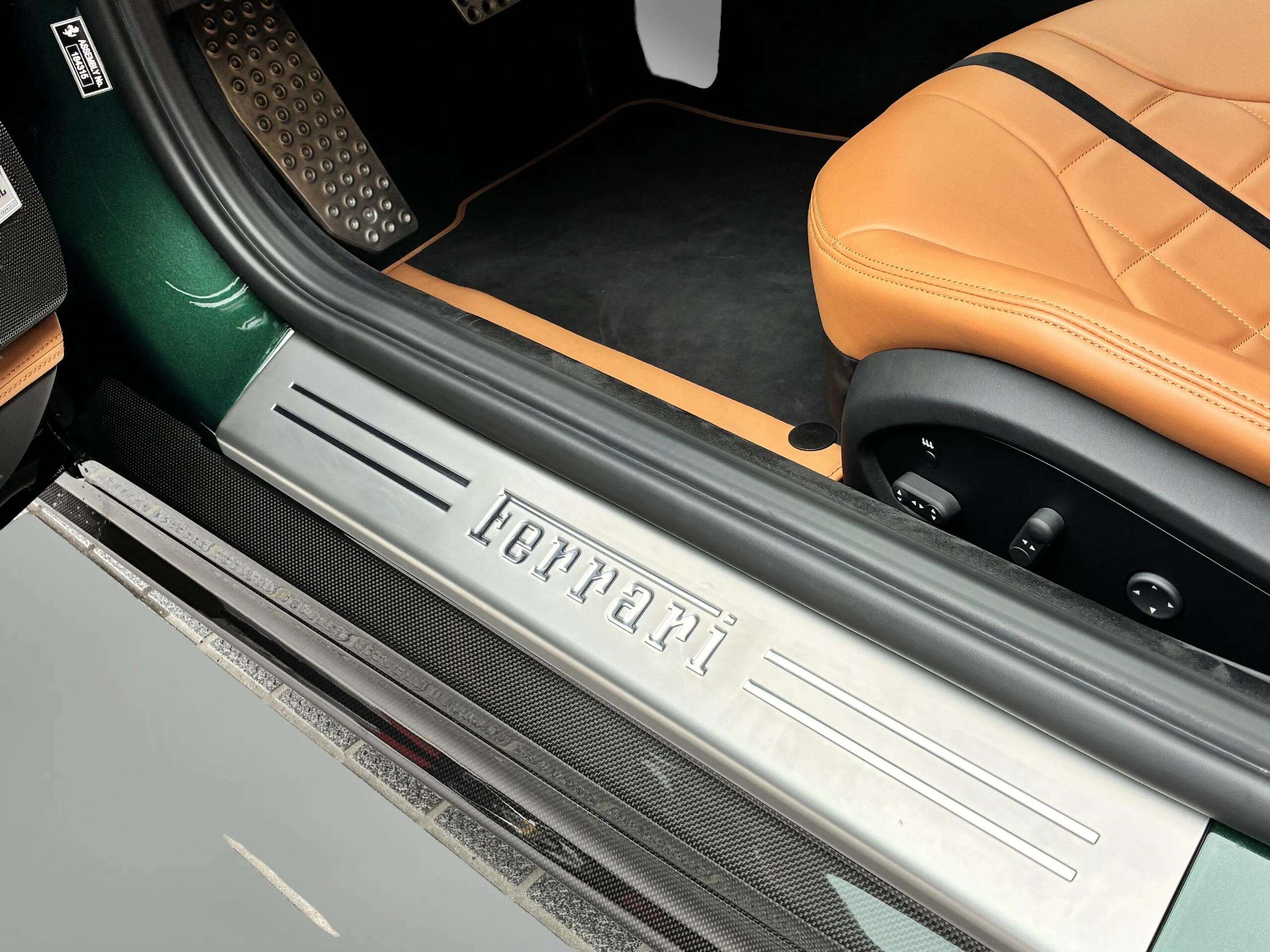2021 Ferrari 812GTS — Photo 13 / 20