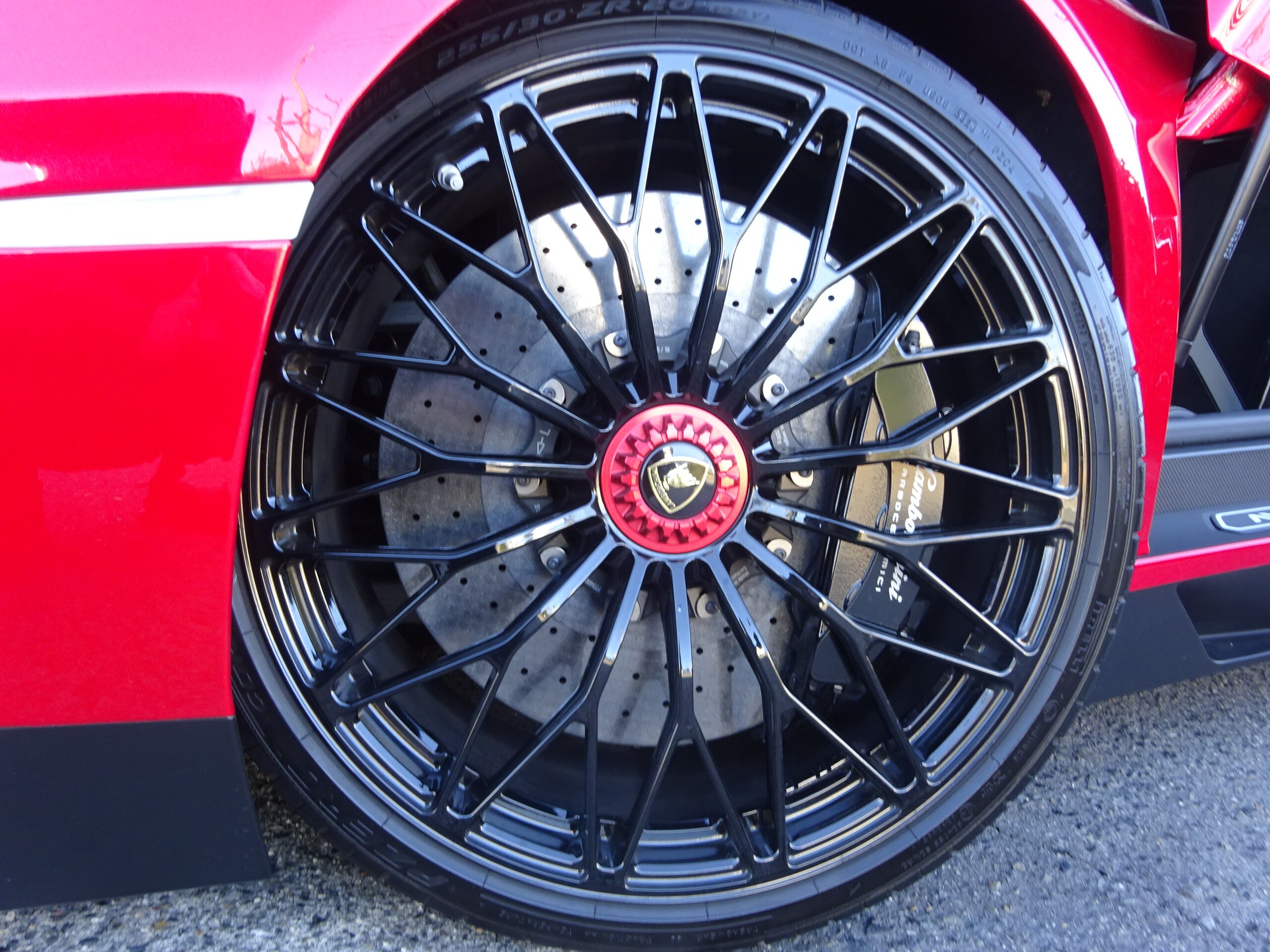 2016 Lamborghini Aventador SV — Photo 9 / 9