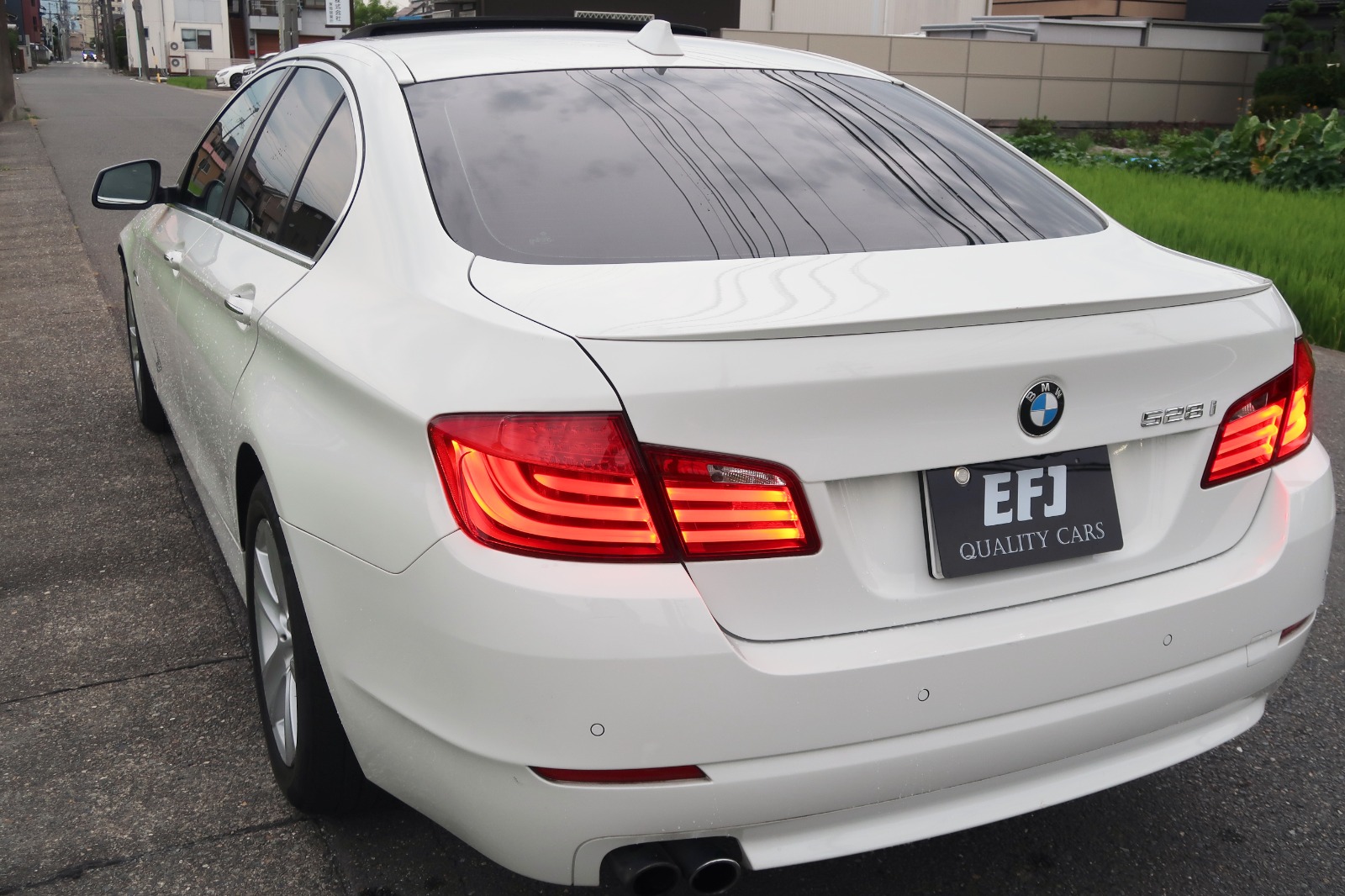 2012 BMW 528i Luxury — Photo 6 / 10