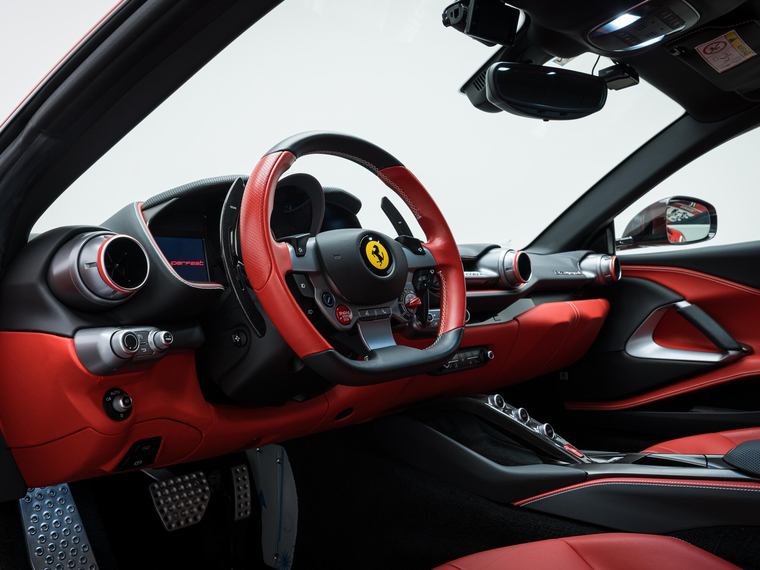 2018 Ferrari 812 Superfast — Photo 6 / 29
