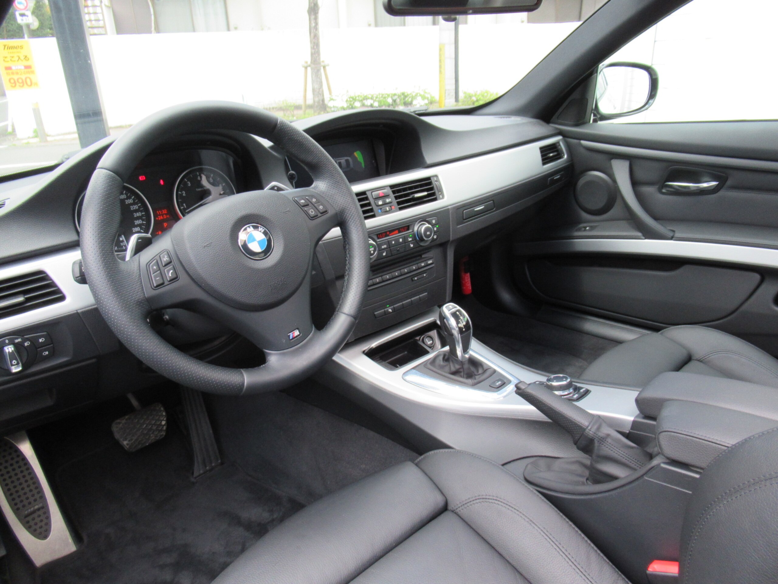 2012 BMW 335i Coupe M Sport — Photo 11 / 20