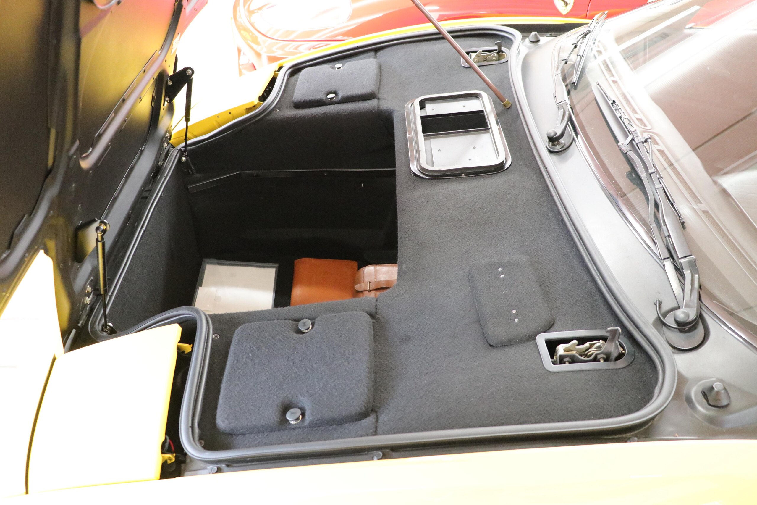 1994 Ferrari F355 Berlinetta — Photo 20 / 21