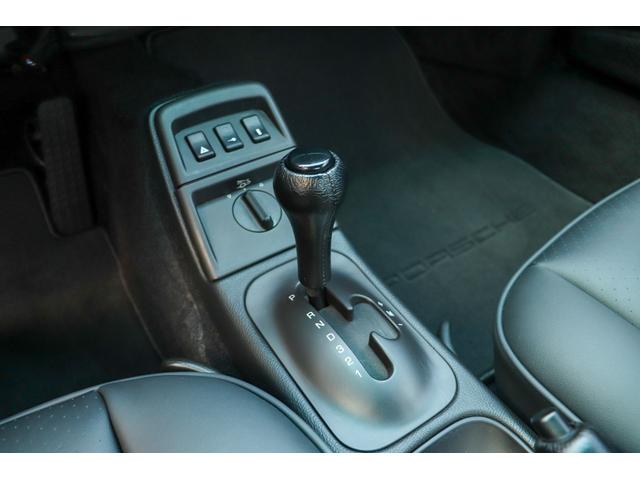 1991 Porsche 911 Carrera 2 — Photo 13 / 23
