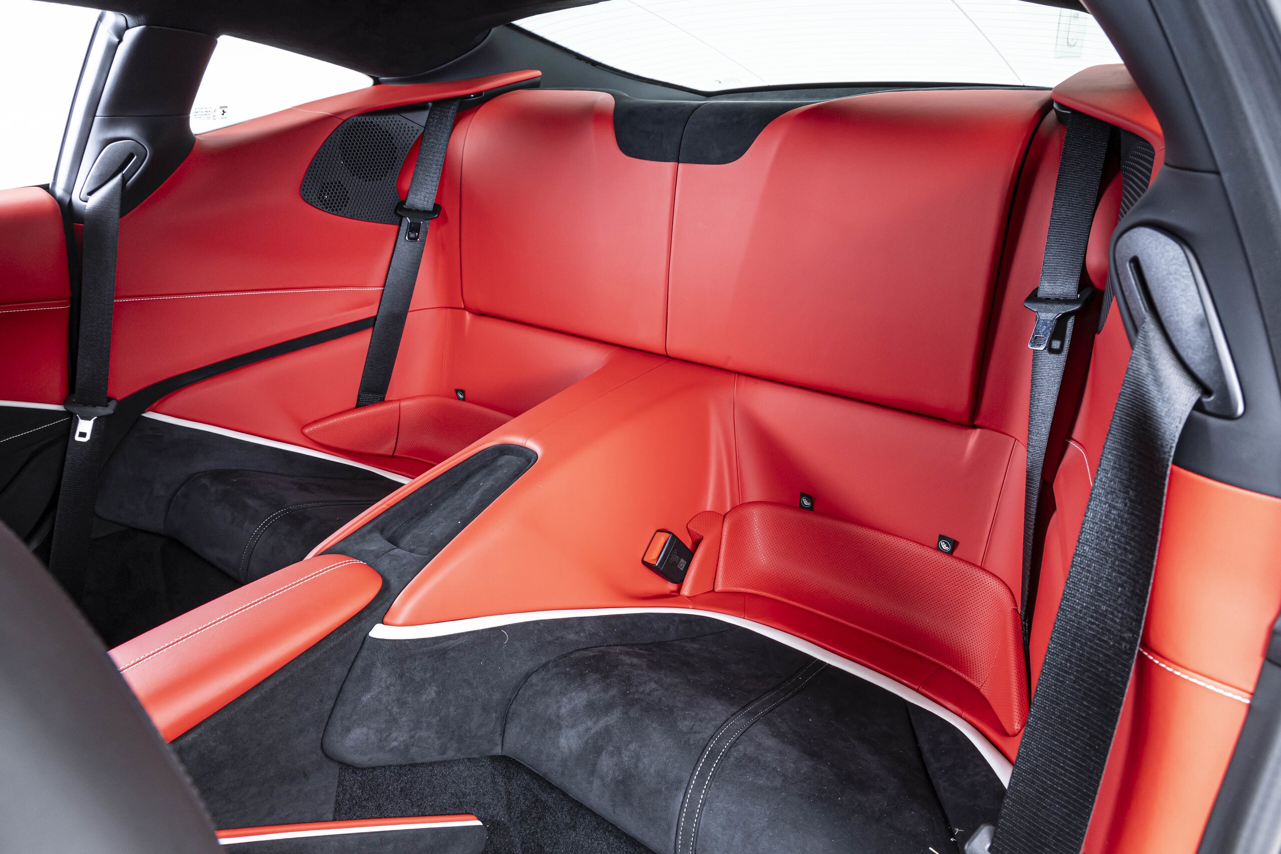 2024 Ferrari Roma — Photo 10 / 31