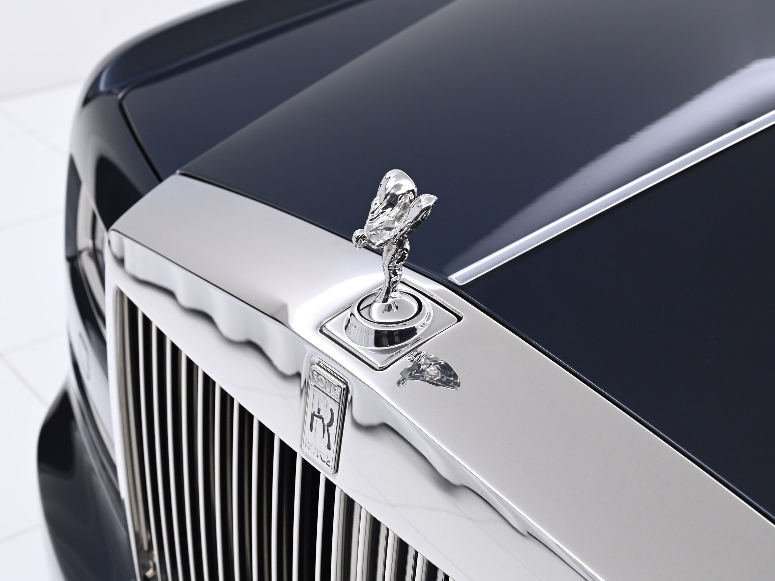2015 Rolls-Royce Phantom — Photo 23 / 27