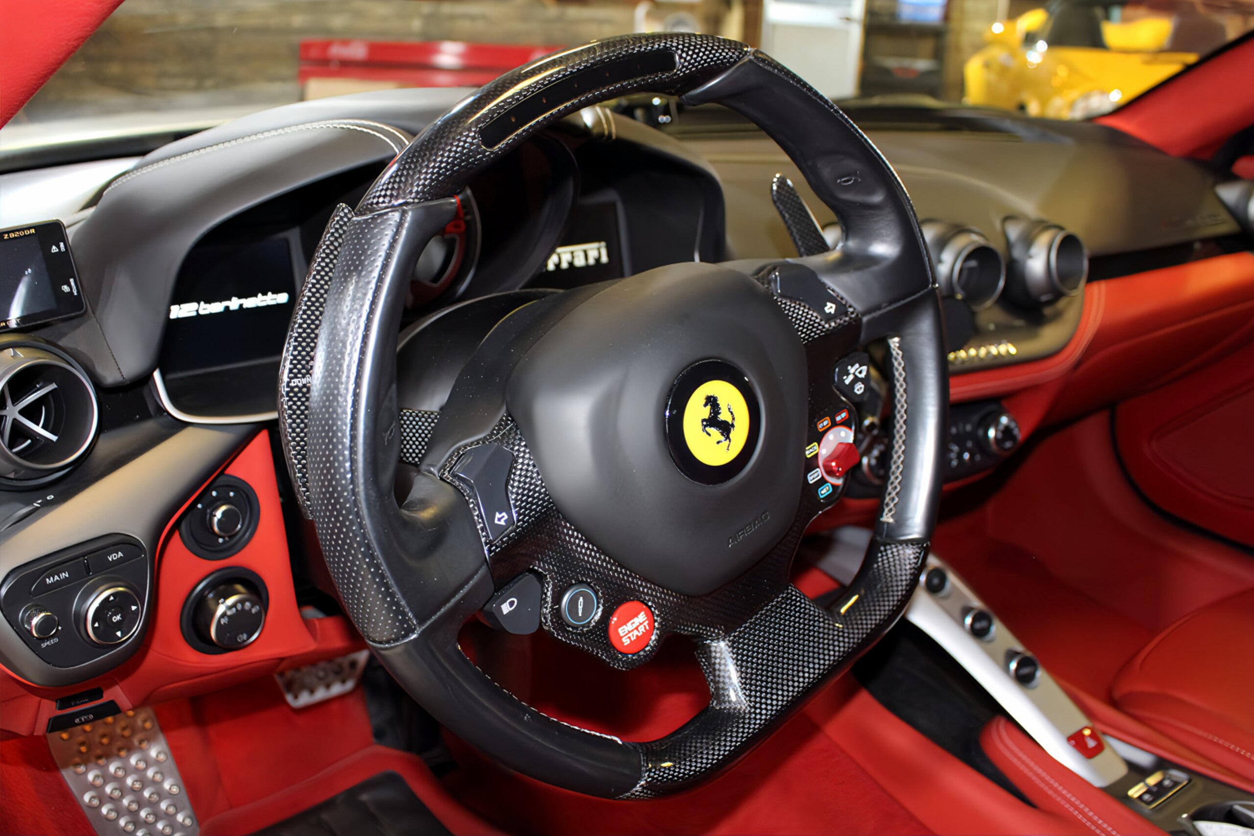 2013 Ferrari F12 Berlinetta — Photo 7 / 48