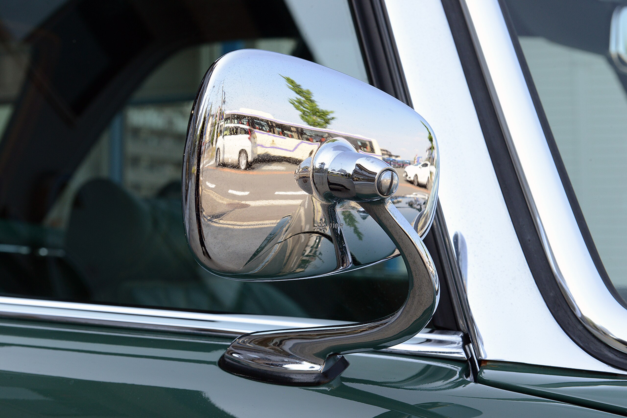 1969 Mercedes Benz 280SL — Photo 18 / 22