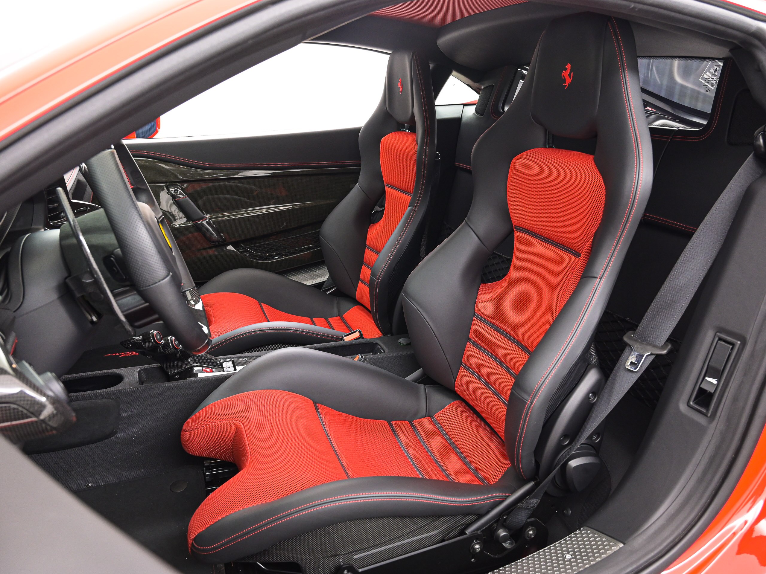 2015 Ferrari 458 Speciale — Photo 6 / 19
