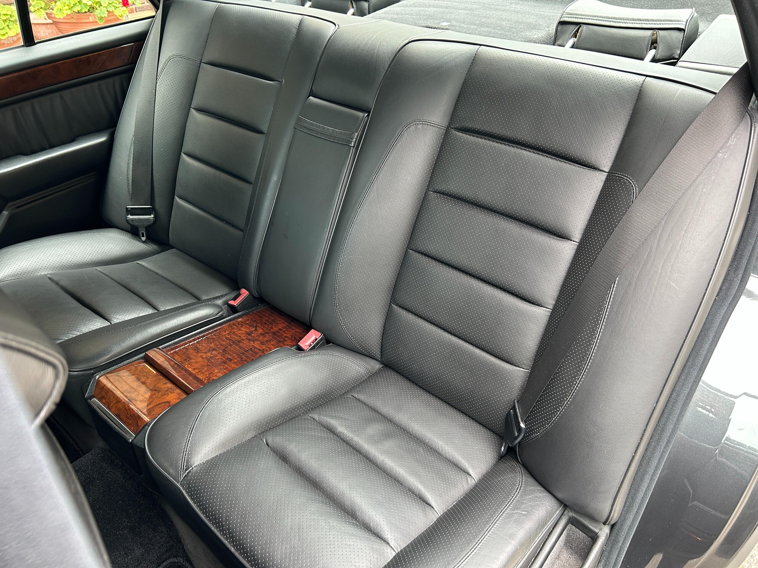 1993 Mercedes Benz 500E — Photo 9 / 12
