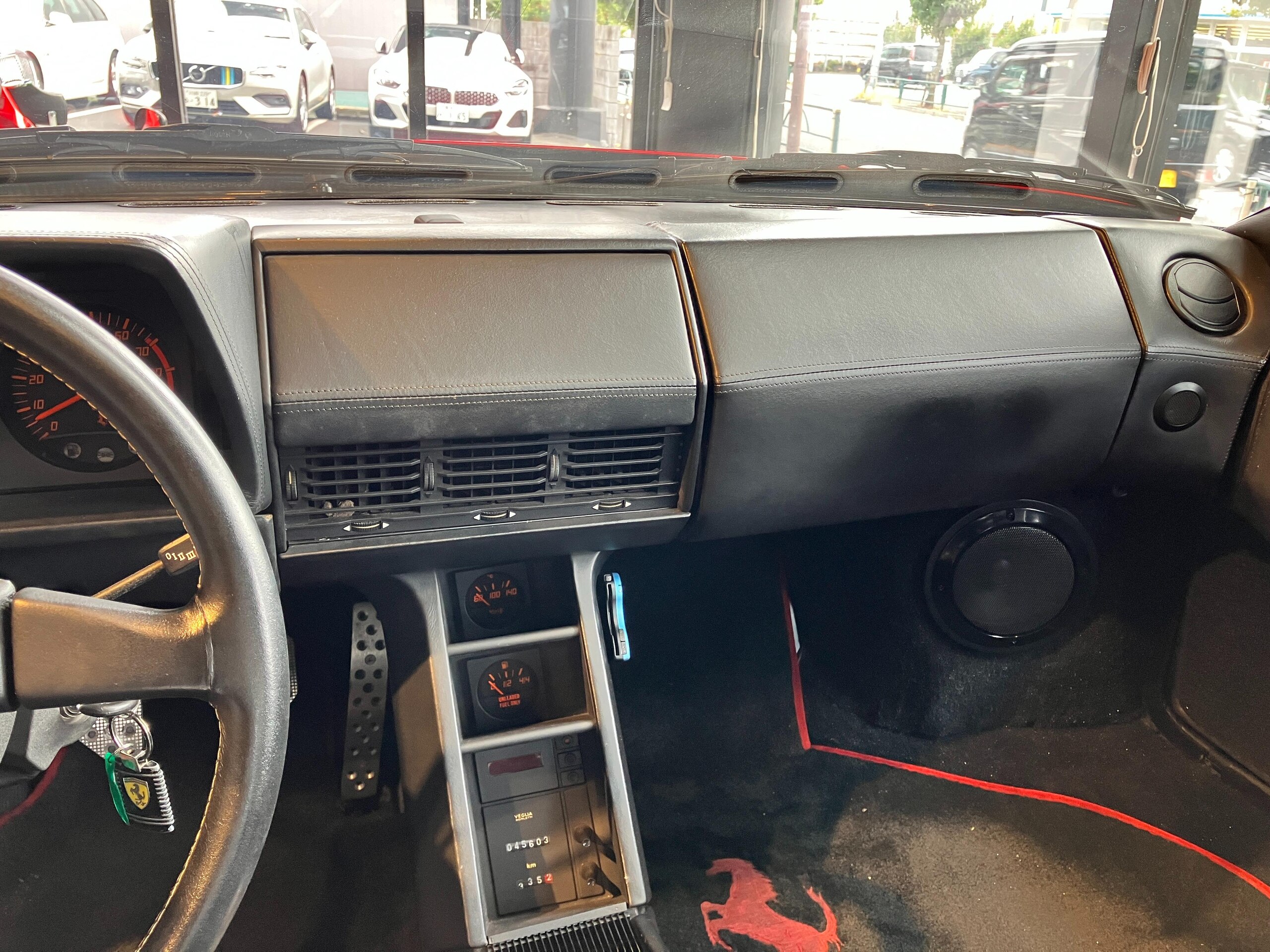 1990 Ferrari Testarossa — Photo 18 / 22