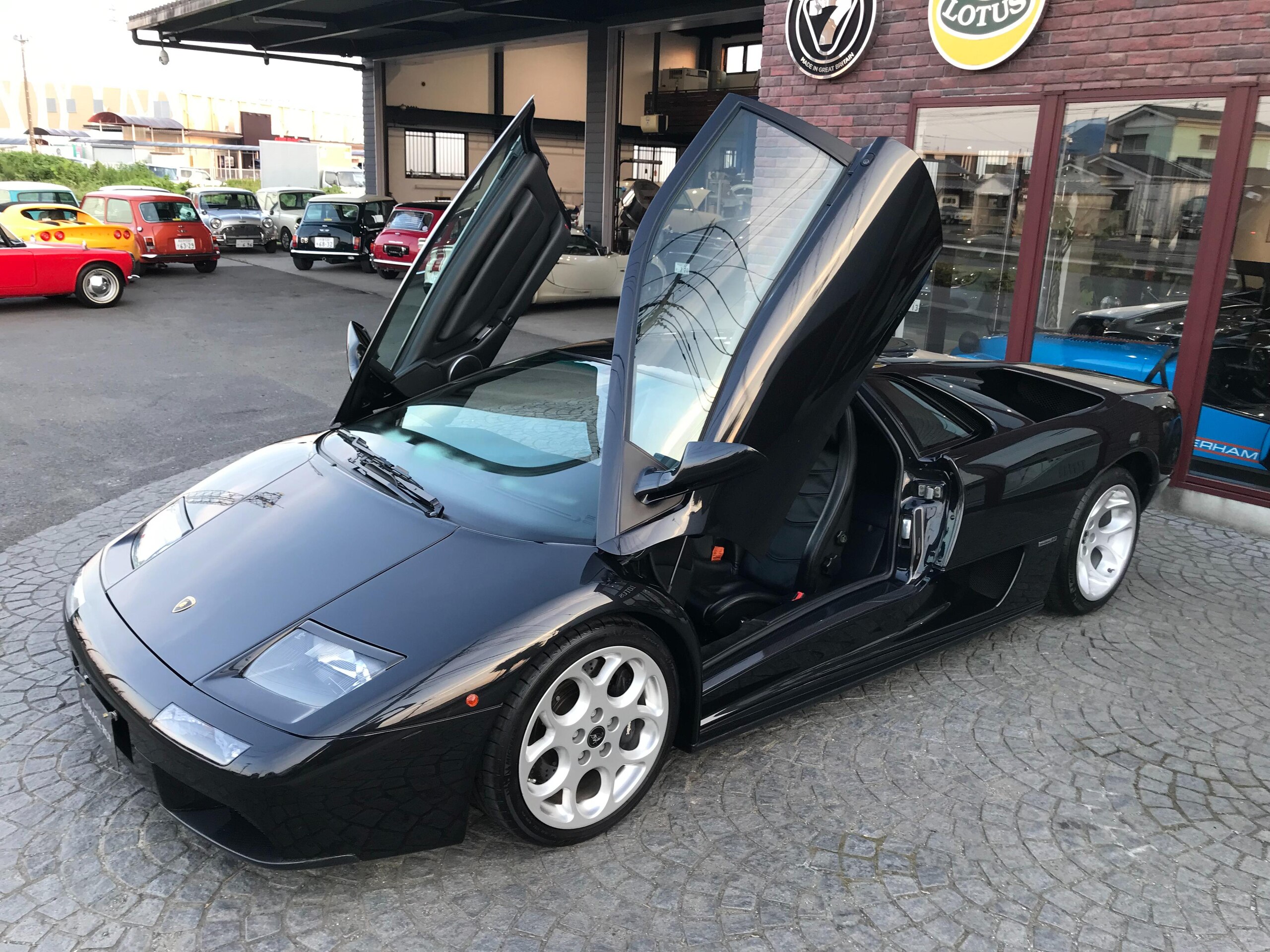 2001 Lamborghini Diablo VT 6.0 for sale in Japan