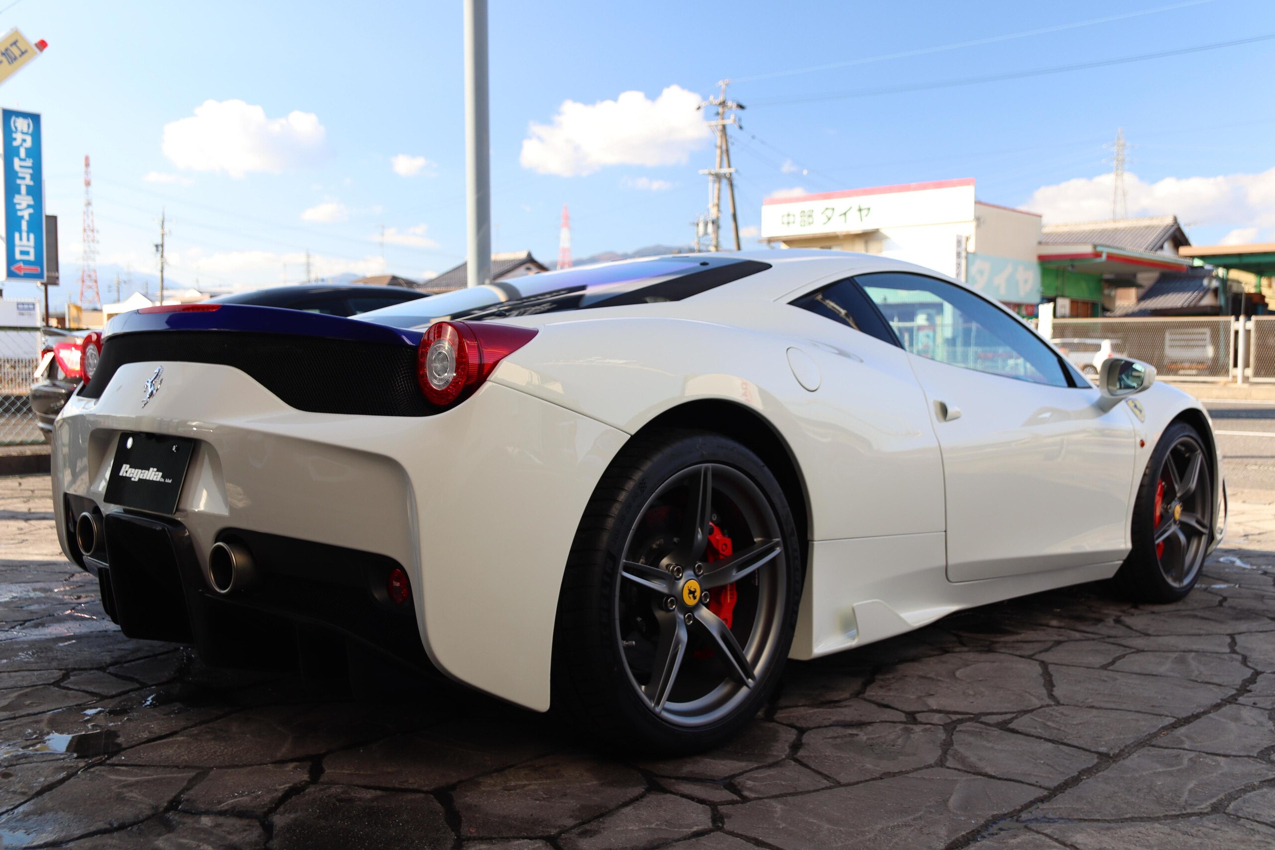 2015 Ferrari 458 Speciale — Photo 6 / 21