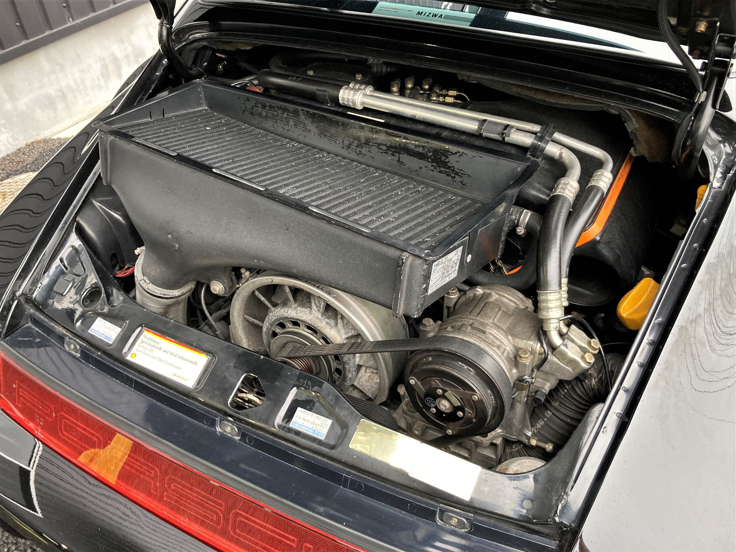 1991 Porsche 911 Turbo — Photo 25 / 28
