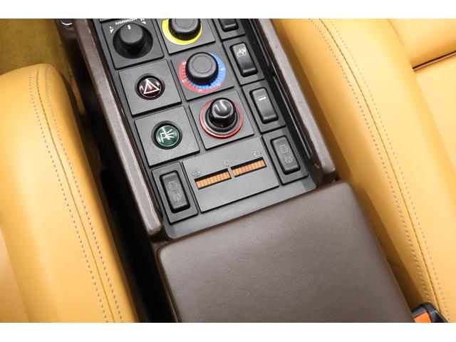 1990 Ferrari Testarossa — Photo 24 / 35