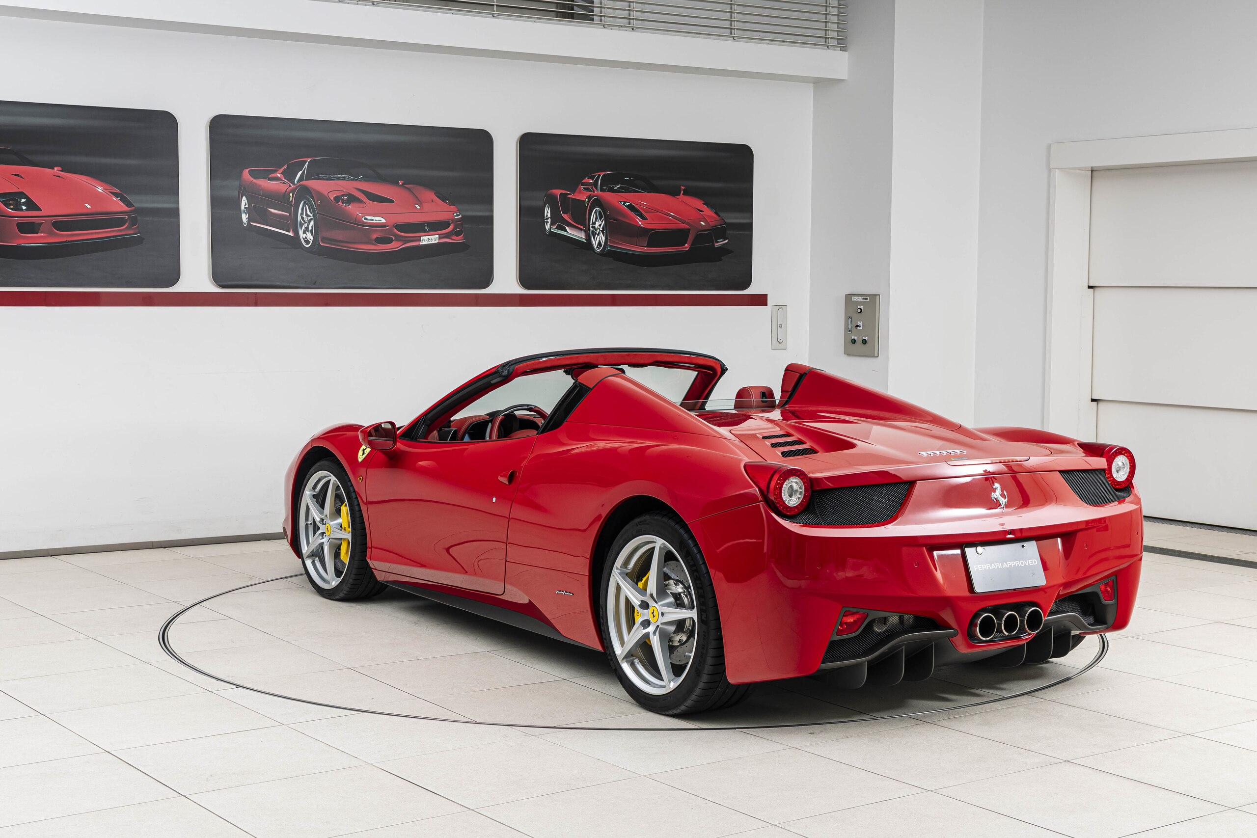 2015 Ferrari 458 Spider — Photo 10 / 29