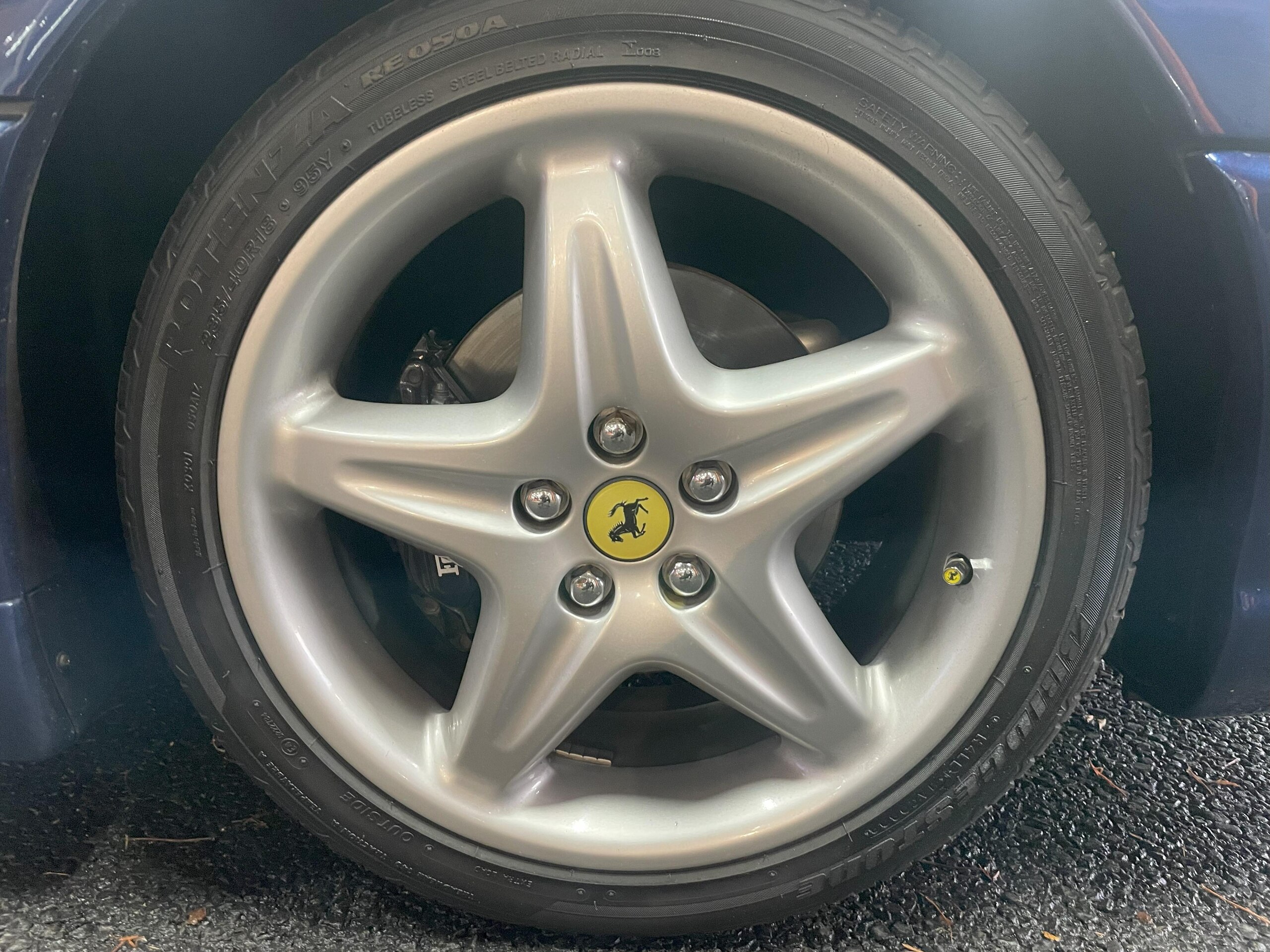 1998 Ferrari F355 Berlinetta — Photo 21 / 23