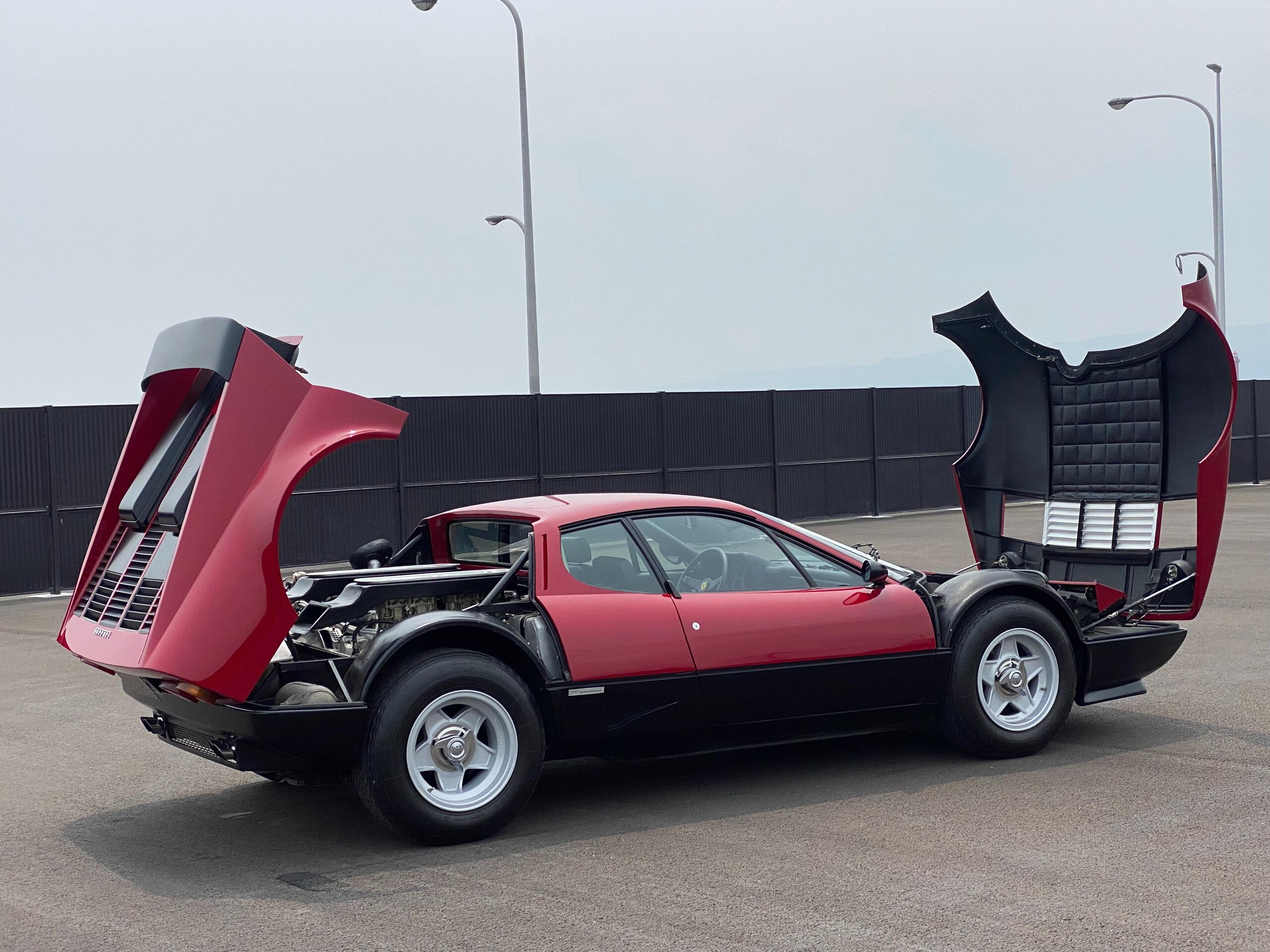 1977 Ferrari 512BB — Photo 13 / 27