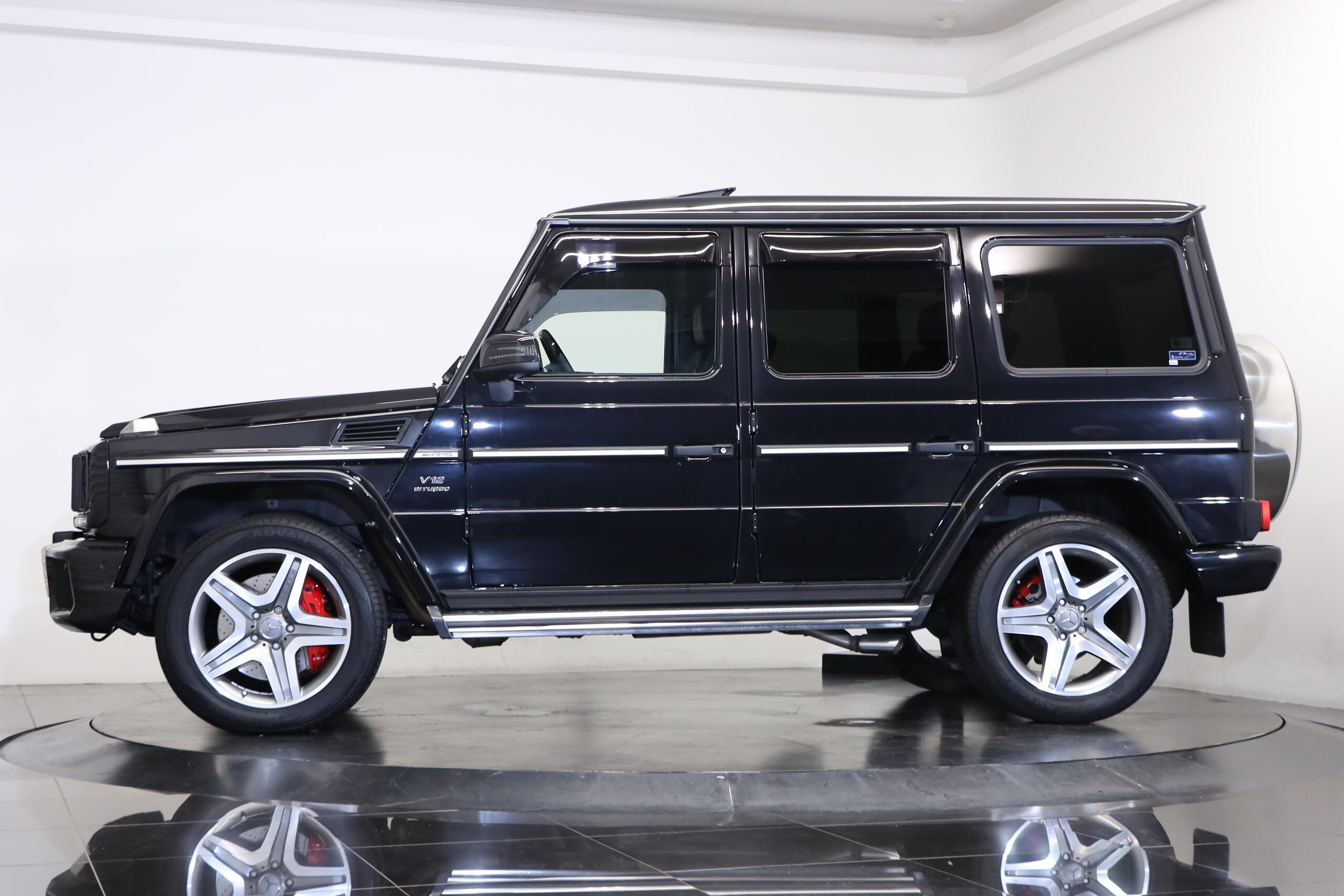 2012 Mercedes Benz G65 AMG — Photo 6 / 27